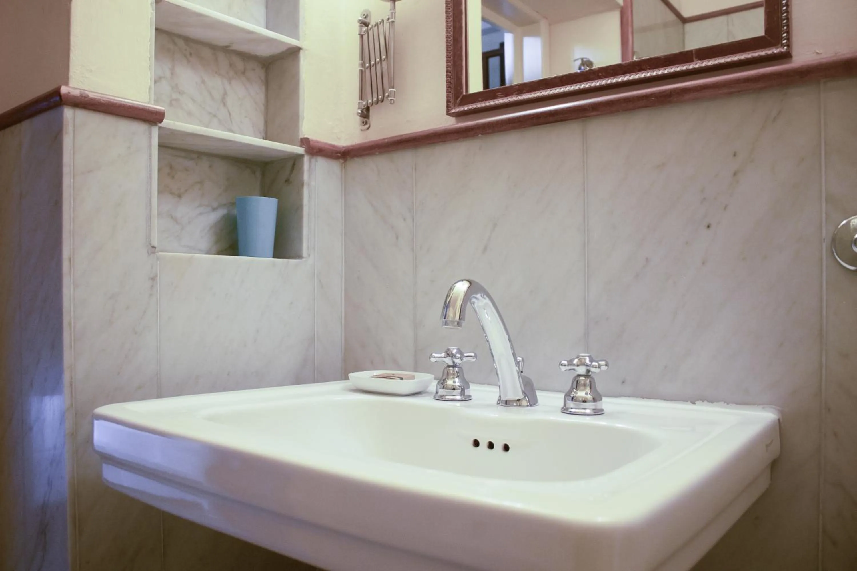 Antica Dimora Johlea