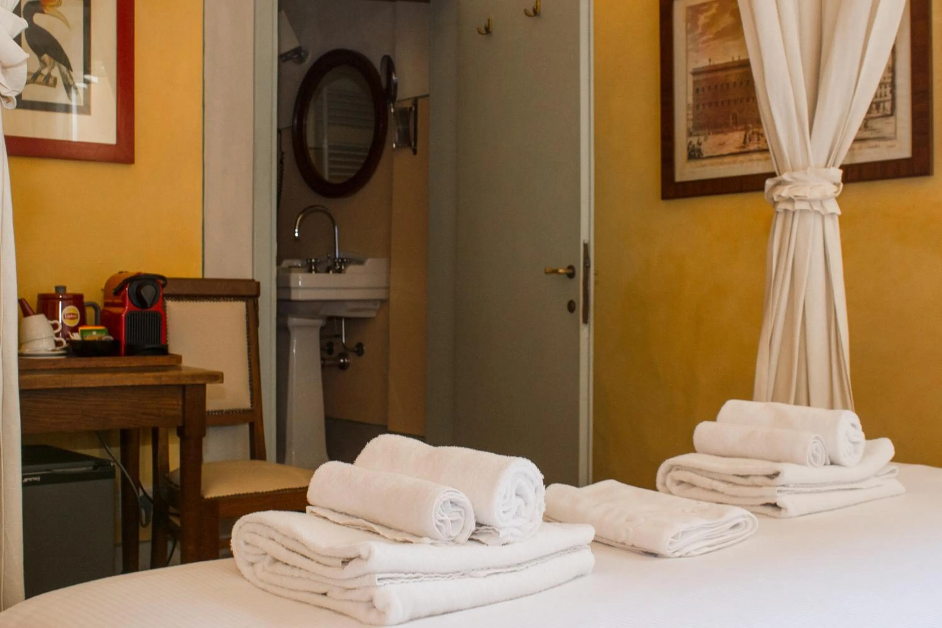 Bed in Antica Dimora Firenze