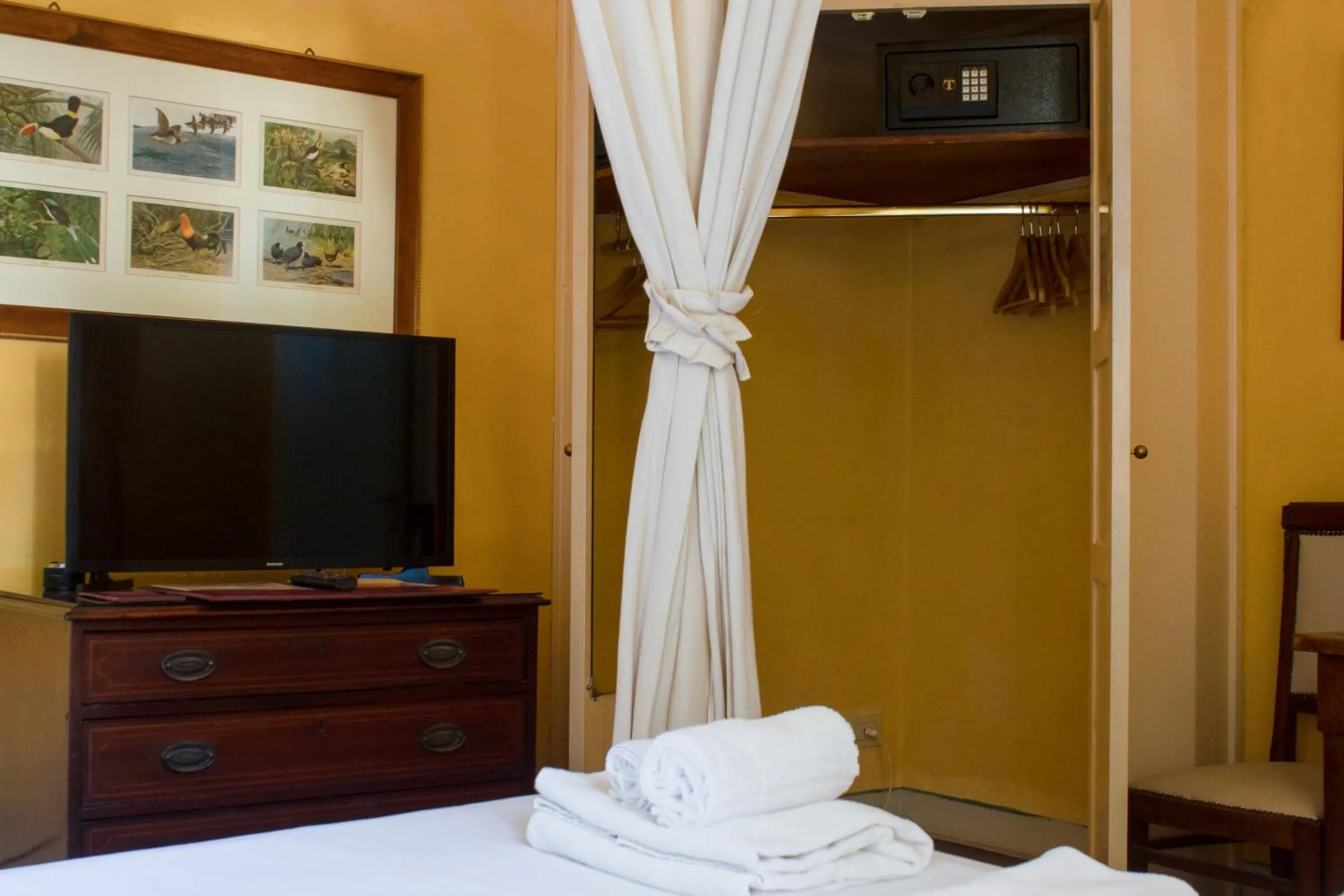 Bed in Antica Dimora Firenze