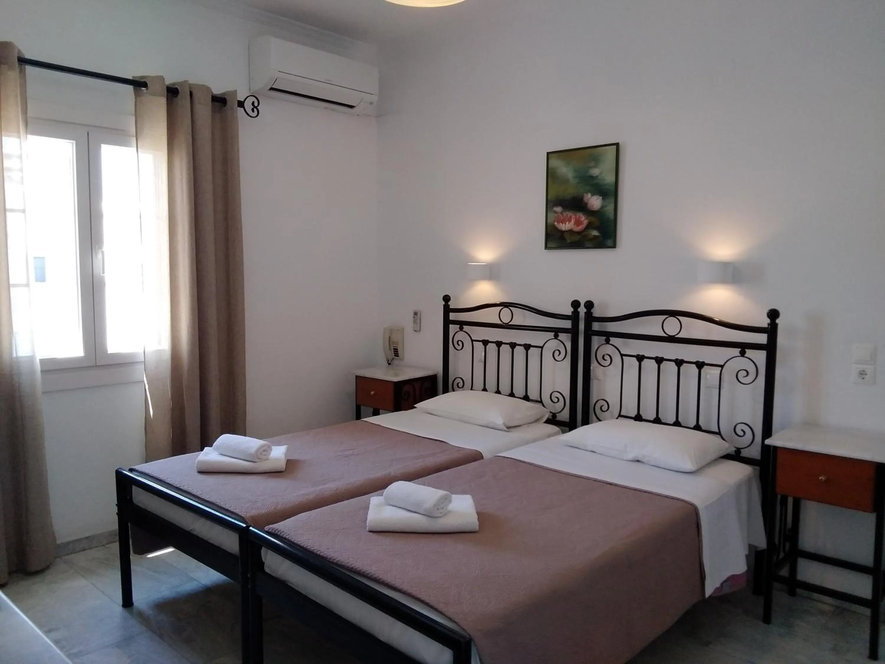 Bedroom, Bed in Asteri Hotel