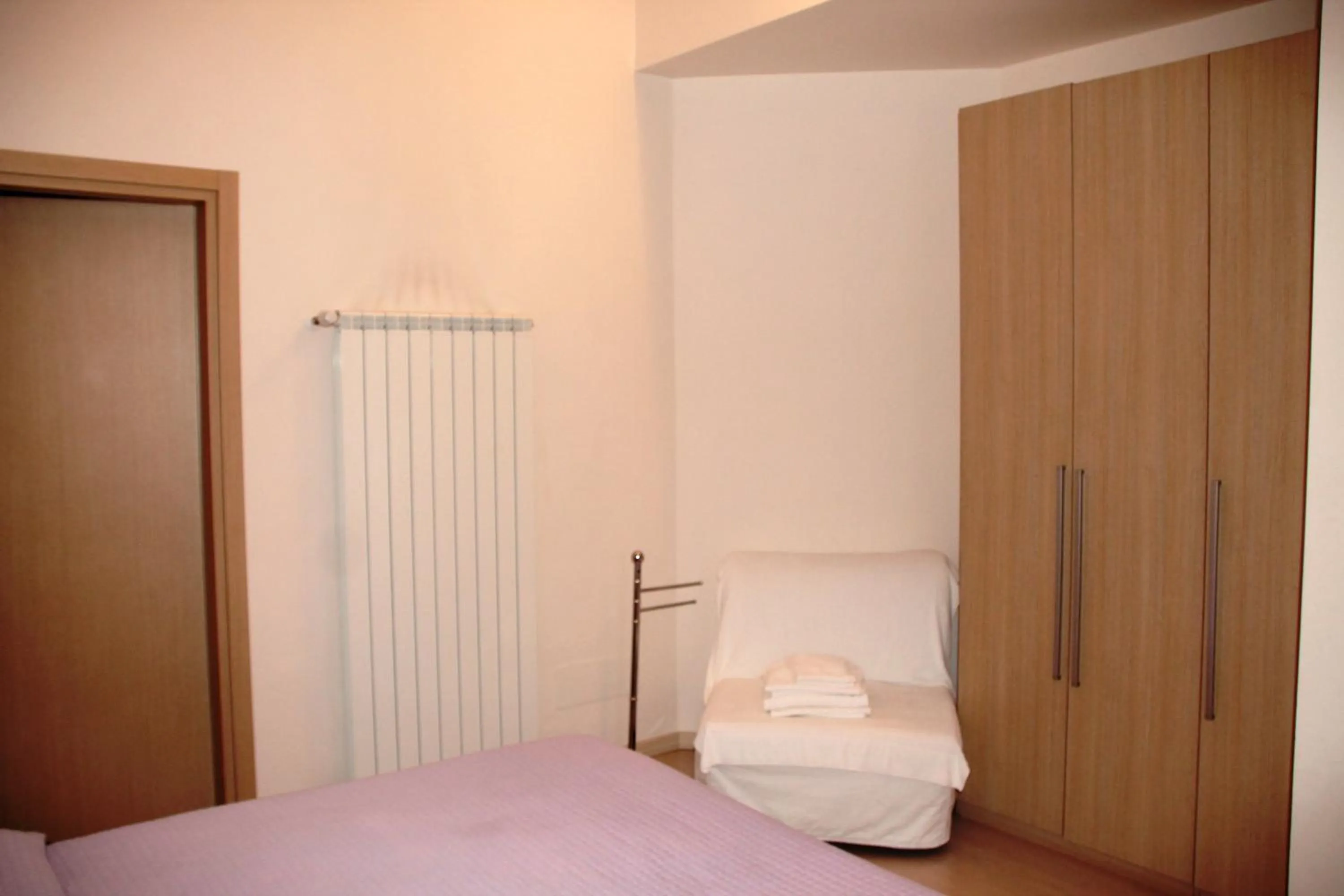 Seating area, Bed in B&B Magnifico Messere