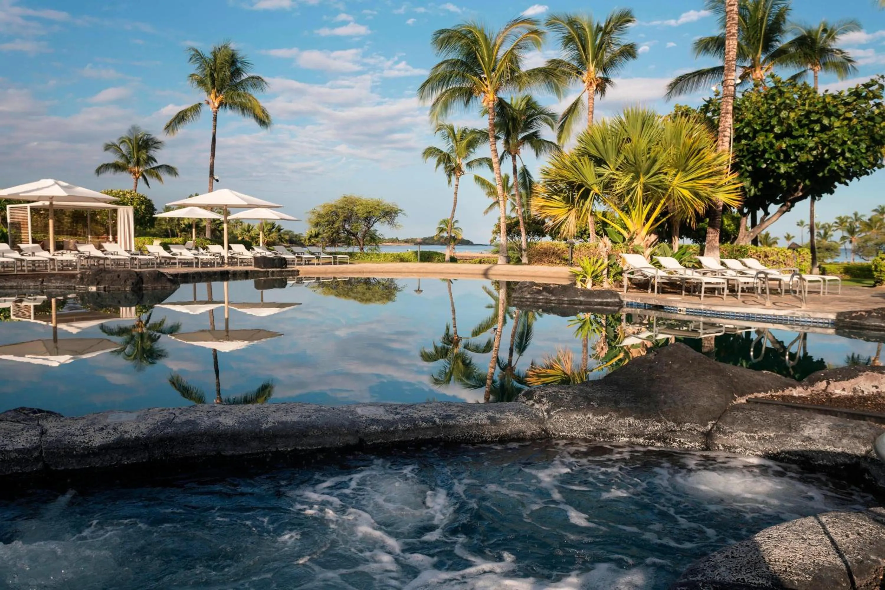 Swimming pool in Waikoloa Beach Marriott Resort & Spa