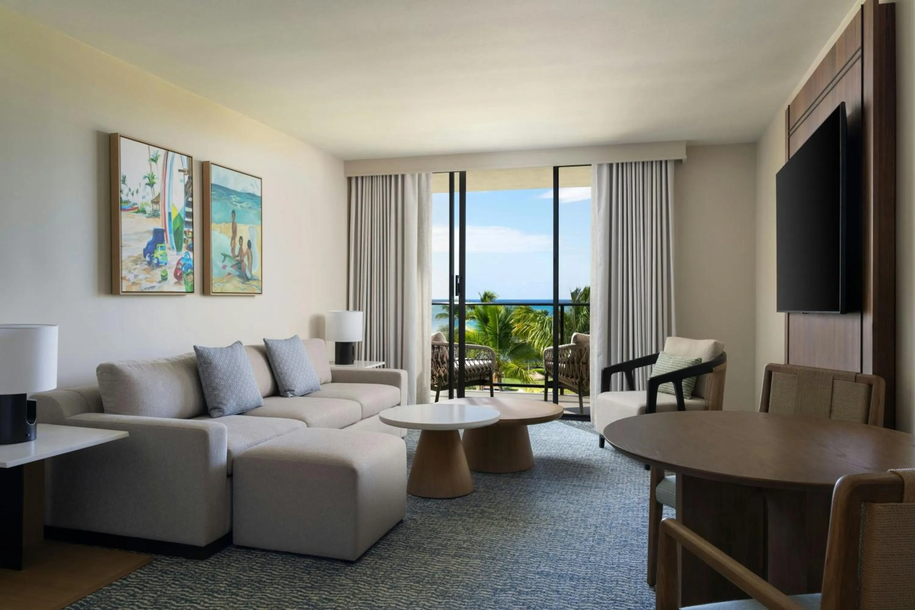 Living room in Waikoloa Beach Marriott Resort & Spa