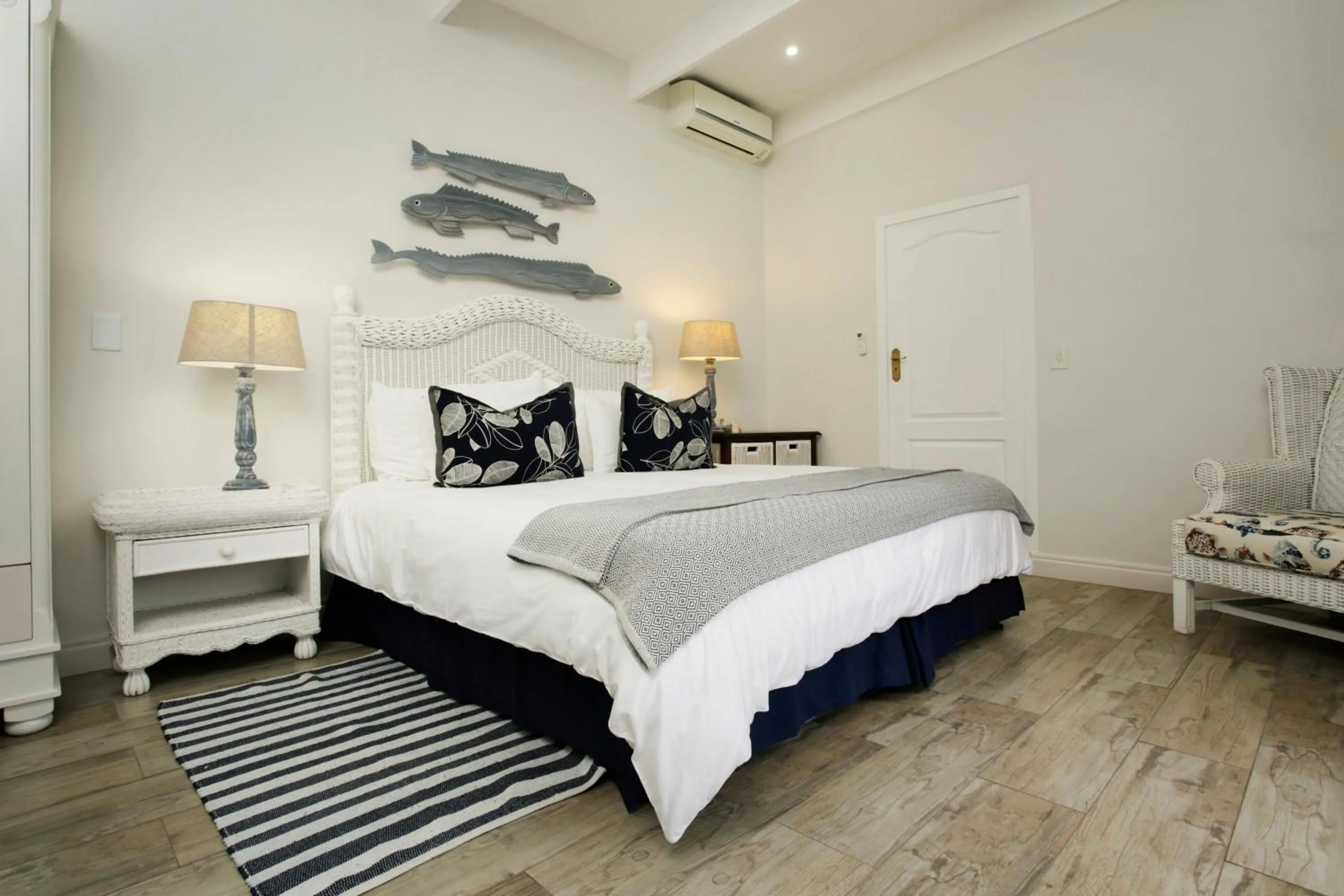 Bed in Ocean Hideaway Bed and Breakfast