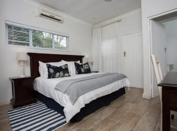 Double or Twin Room Interleading - single occupancy in Ocean Hideaway Bed and Breakfast Double or Twin Room Interleading - single occupancy in Ocean Hideaway Bed and Breakfast