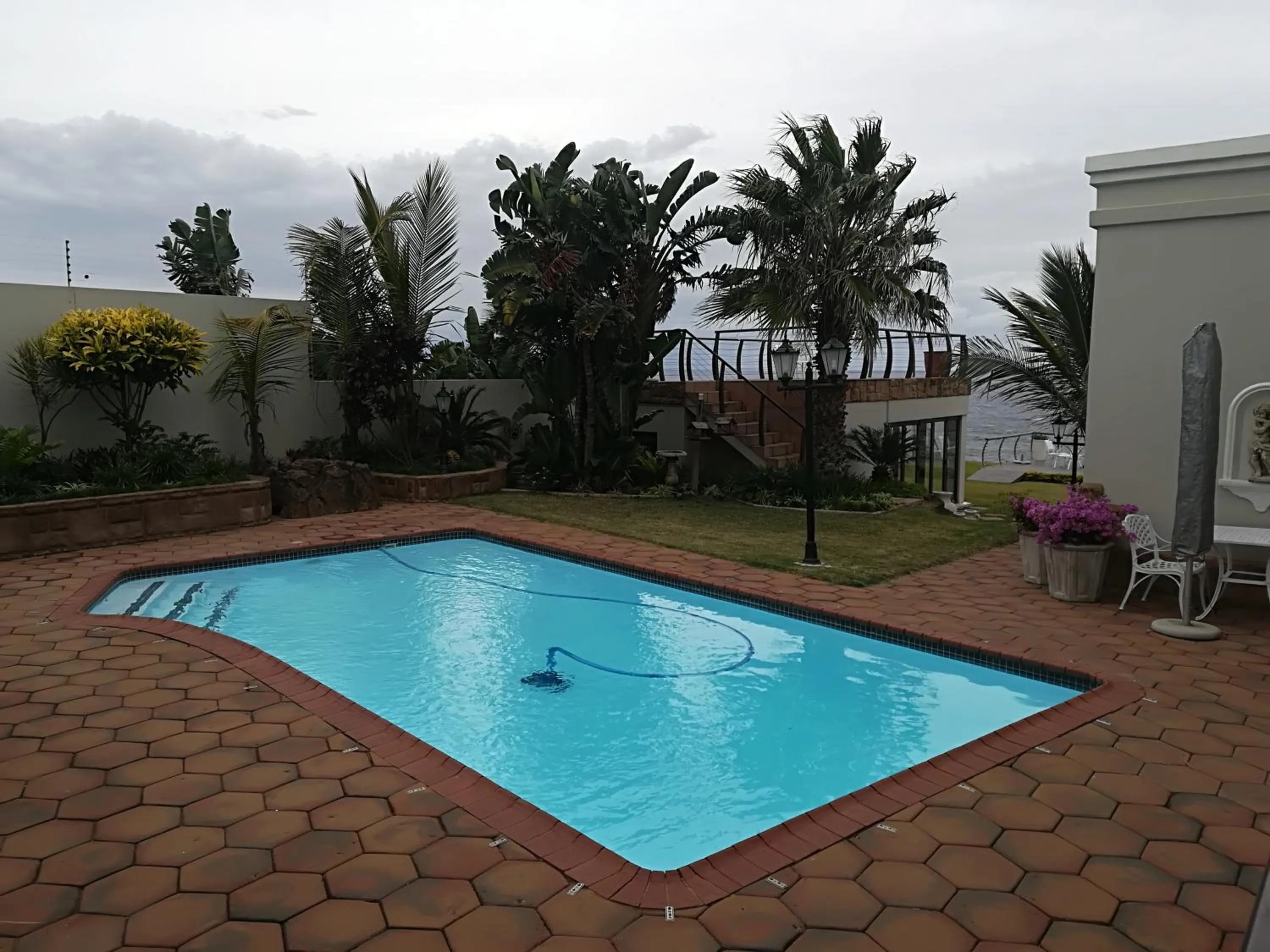 Swimming pool in Ocean Hideaway Bed and Breakfast