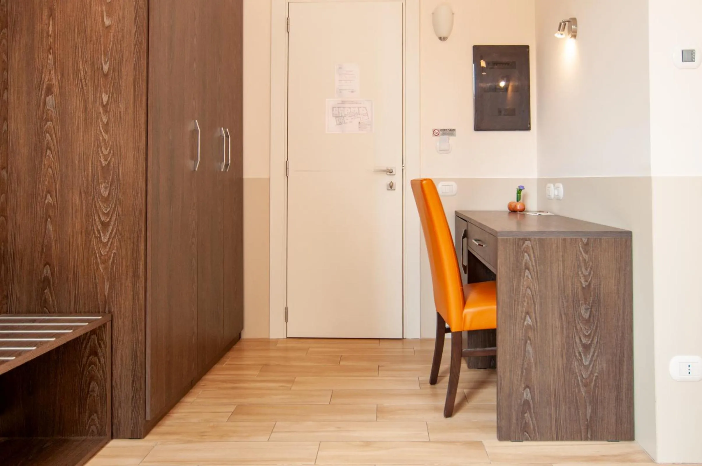 wardrobe in Domus Porta Angelica