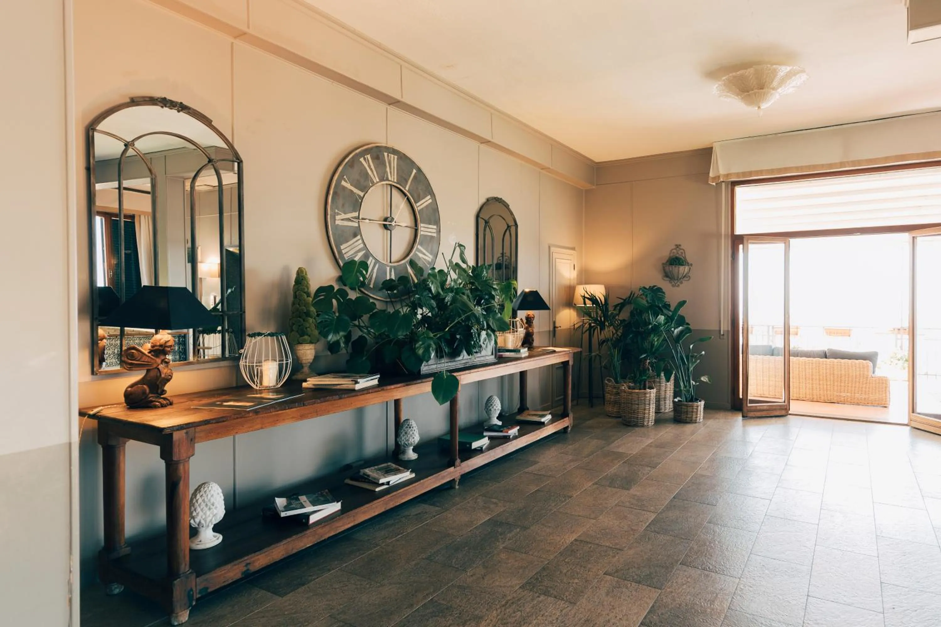 Lobby or reception in Hotel San Luca