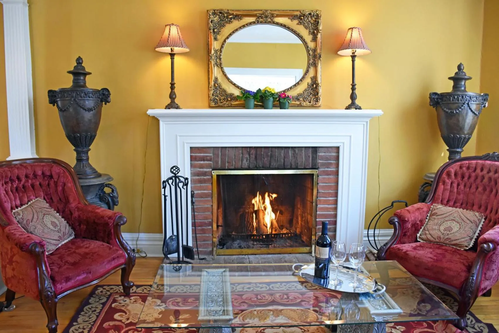 Living room in Apple Tree Historic B&B