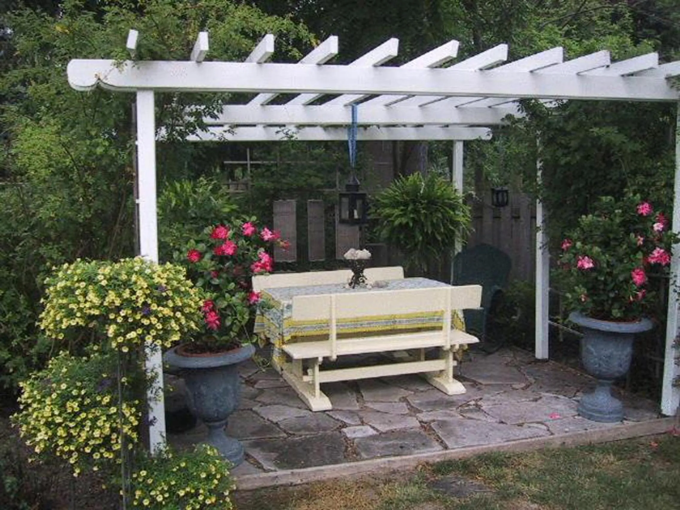 Garden in Apple Tree Historic B&B