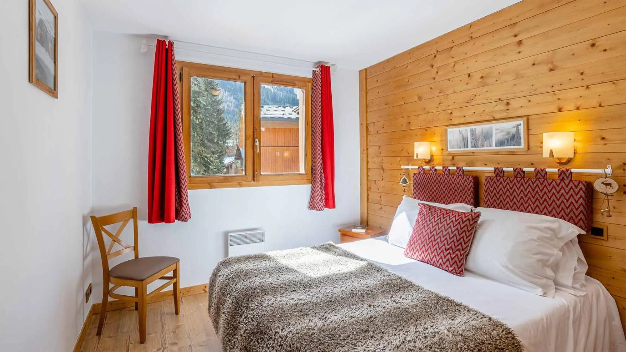 Bed in Madame Vacances Résidence Les Jardins de la Vanoise