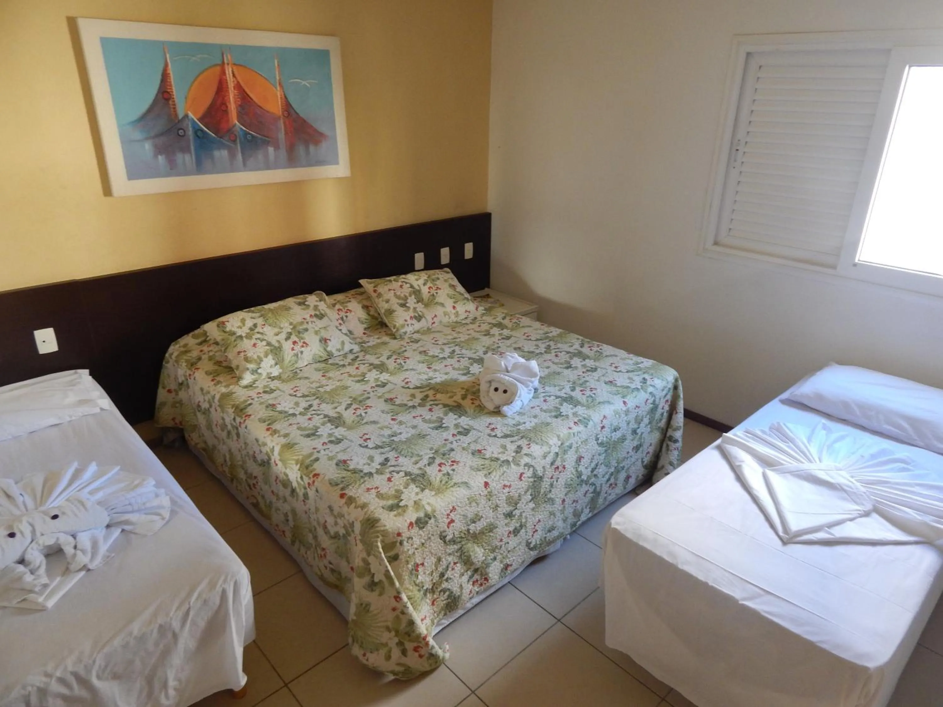 Photo of the whole room, Bed in Saint Patrick Praia Hotel