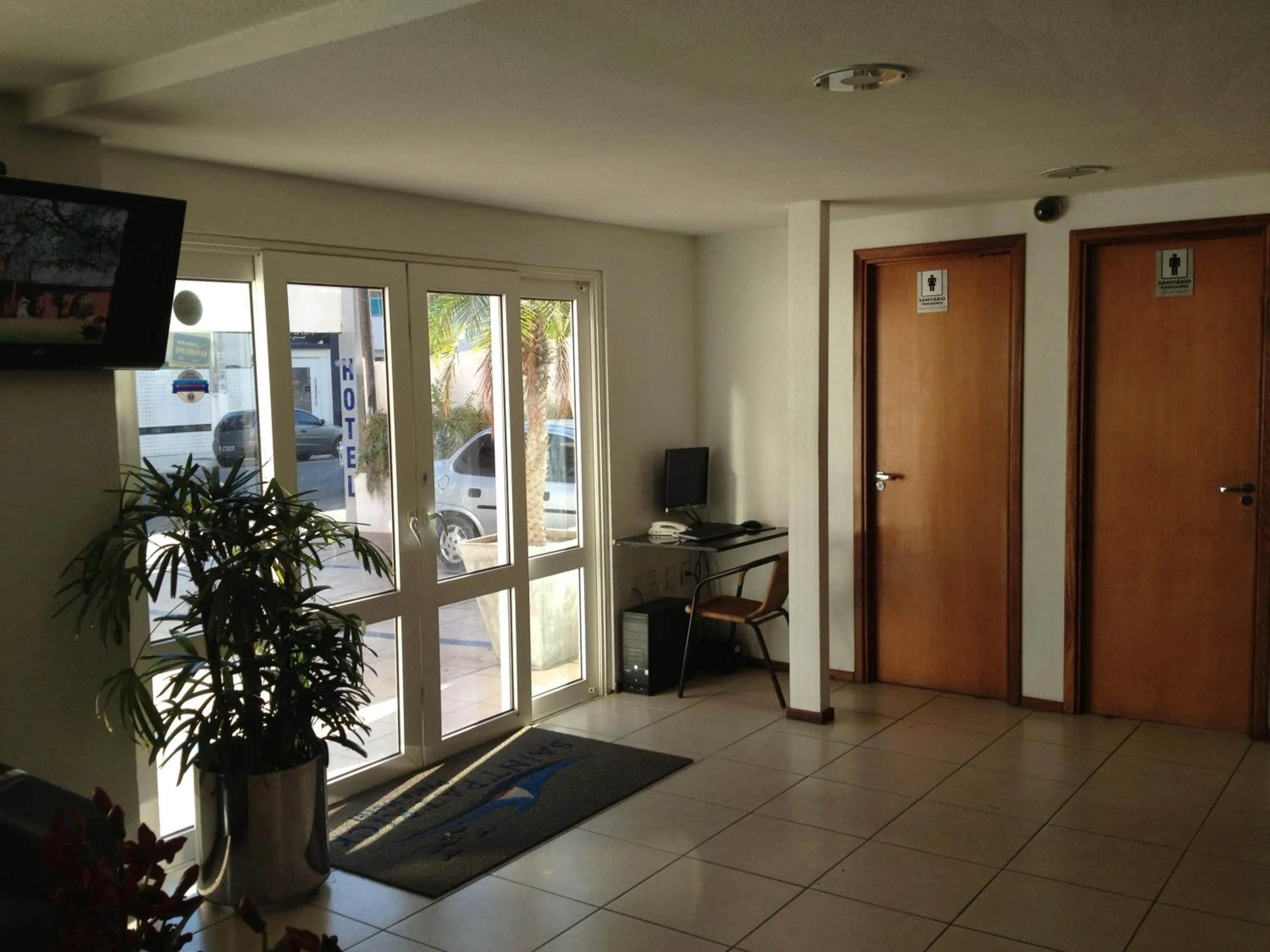 Lobby or reception in Saint Patrick Praia Hotel