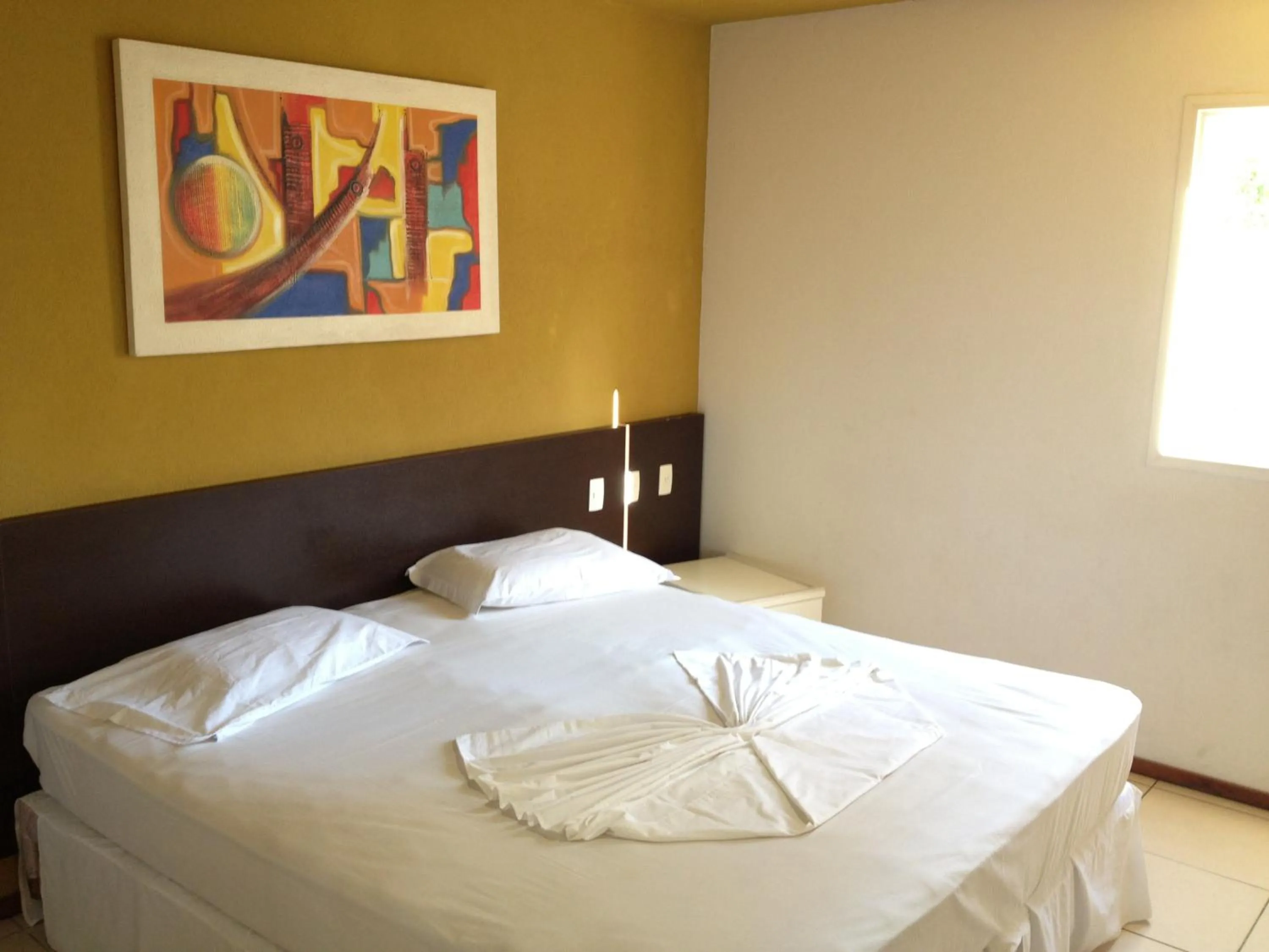 Photo of the whole room, Bed in Saint Patrick Praia Hotel