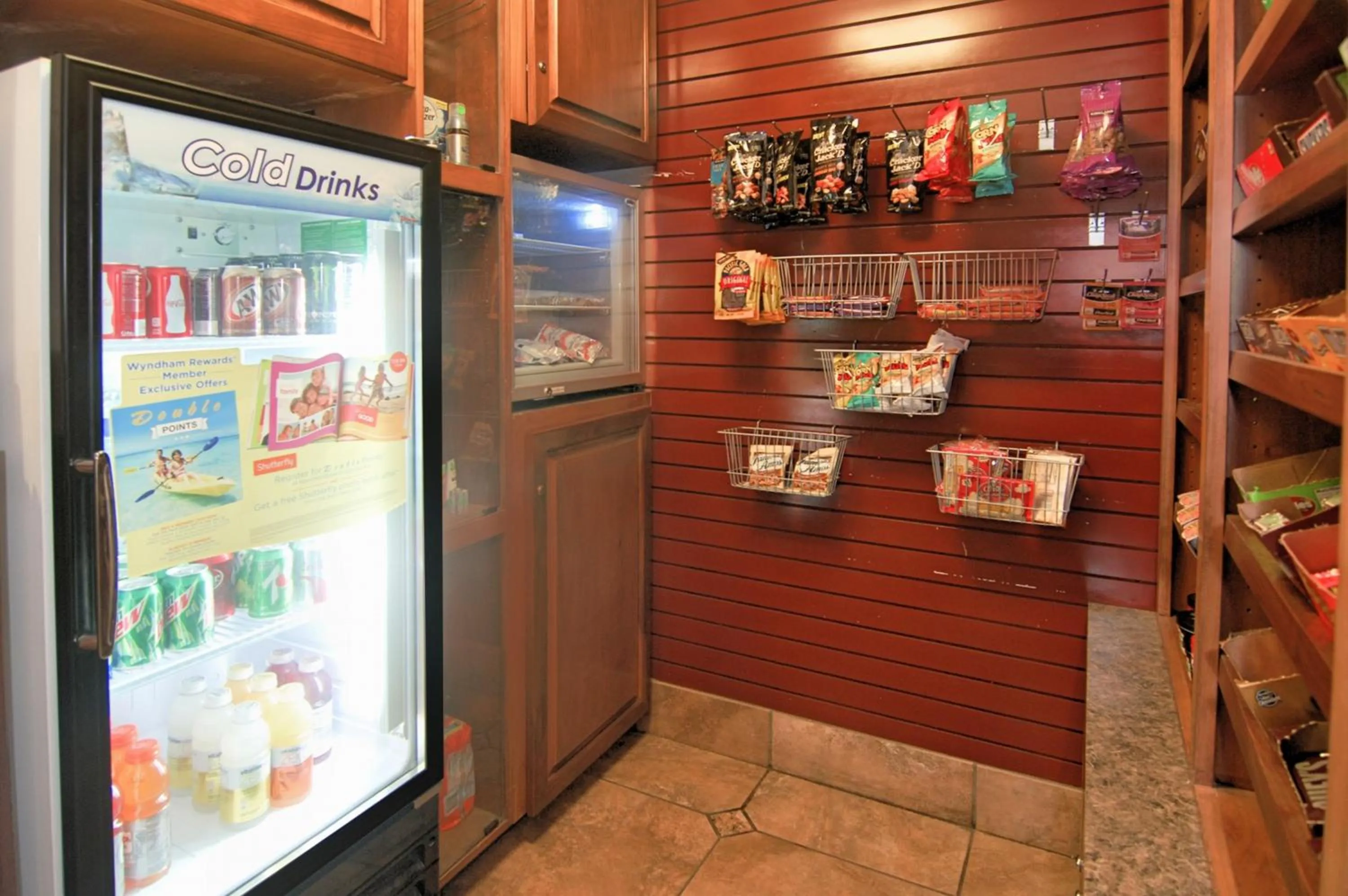 On-site shops in Ramada by Wyndham St George