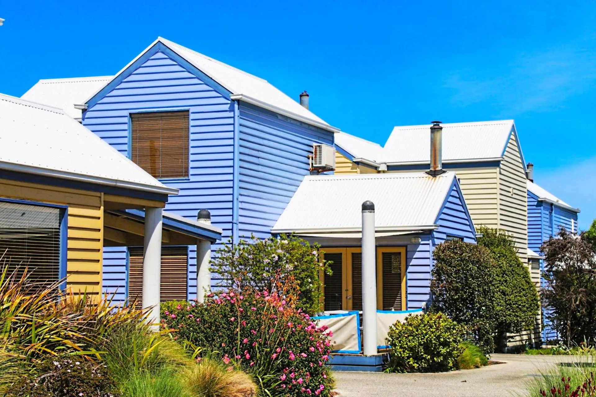 Rayville Boat Houses