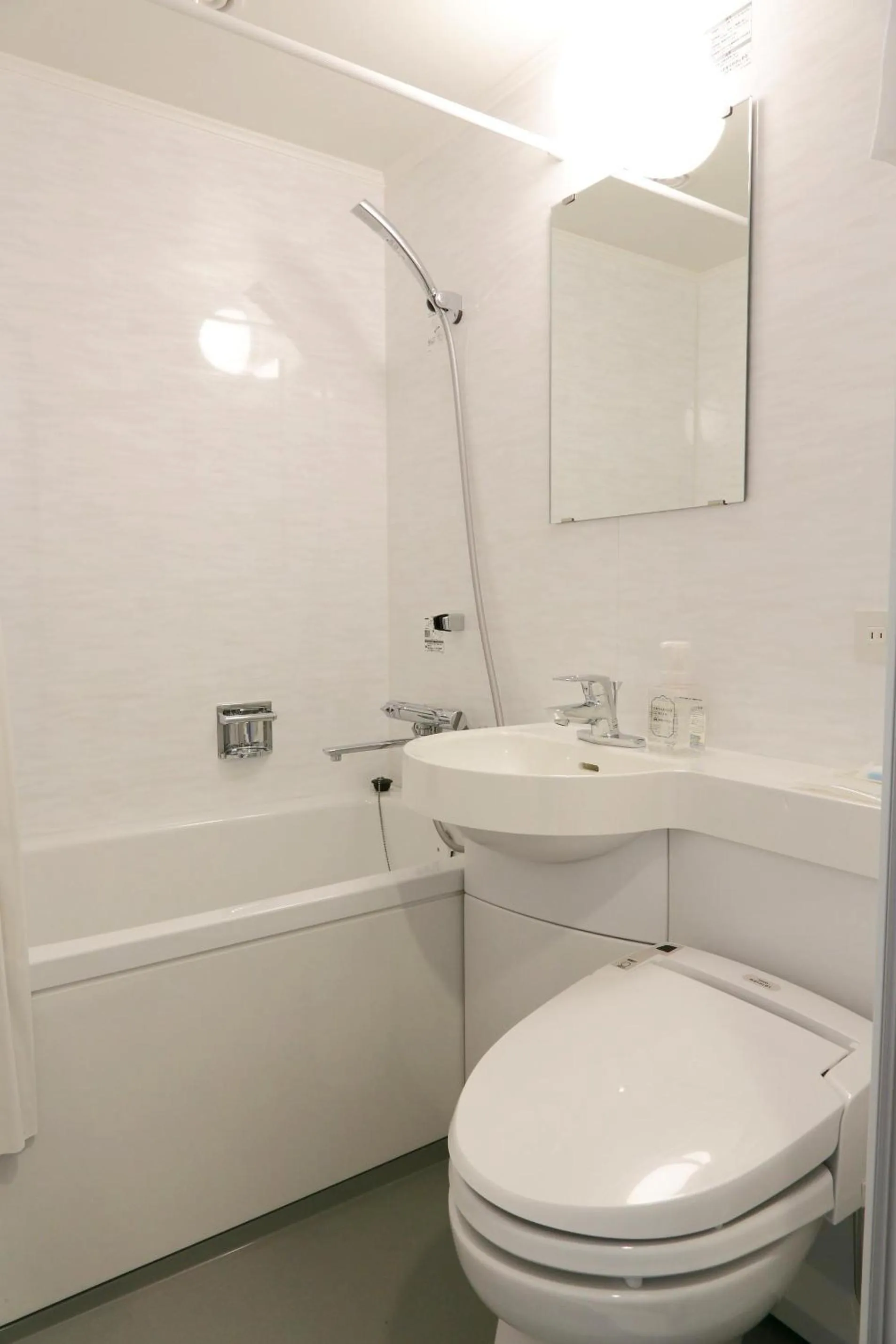 Bathroom in Ginza Capital Hotel Akane