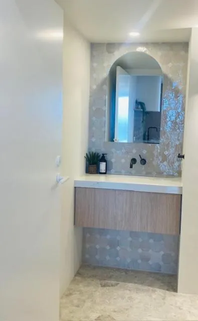 Bathroom in Foreshore Beachfront Apartments