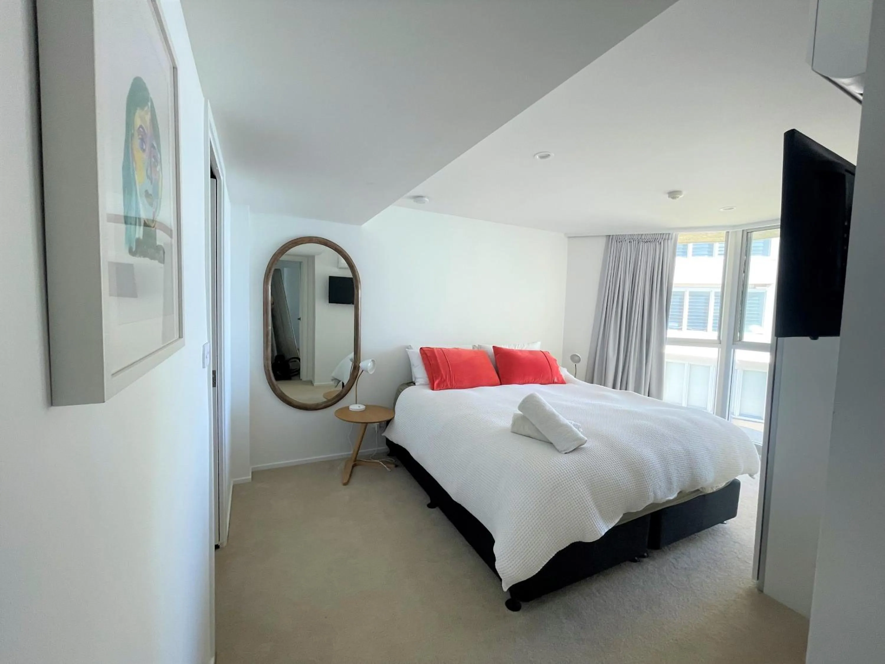 Bedroom, Bed in Foreshore Beachfront Apartments
