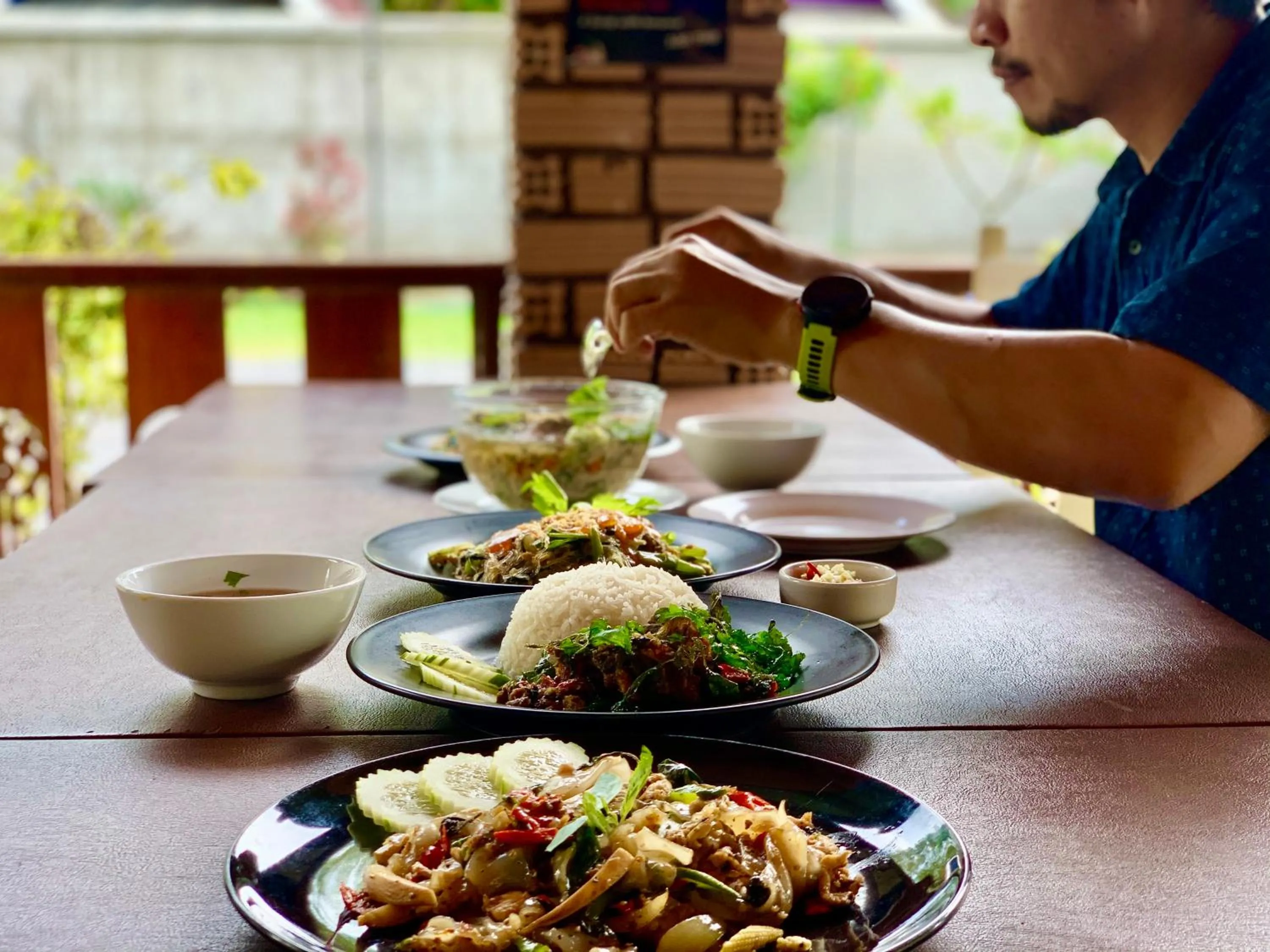 Restaurant/places to eat in Beck's Resort