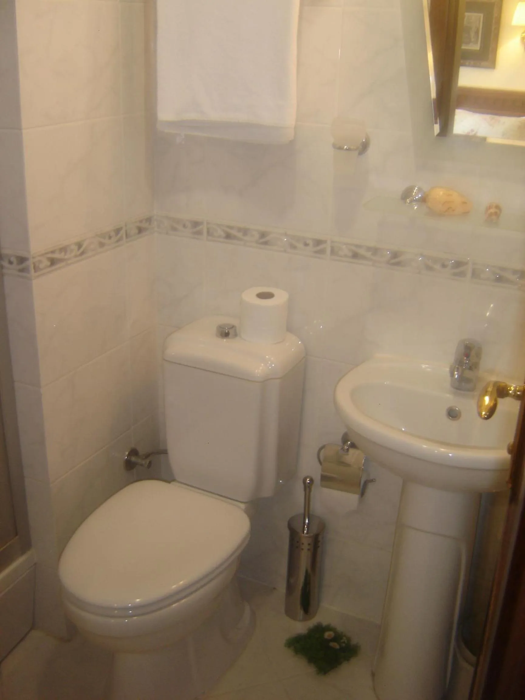 Bathroom in Emine Sultan Hotel