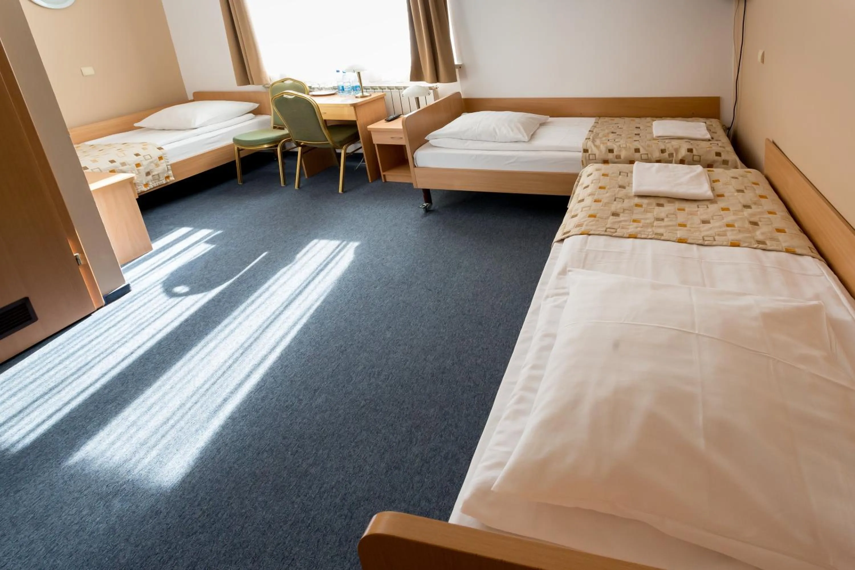 Photo of the whole room, Bed in Kompleks Hotelowy Logos