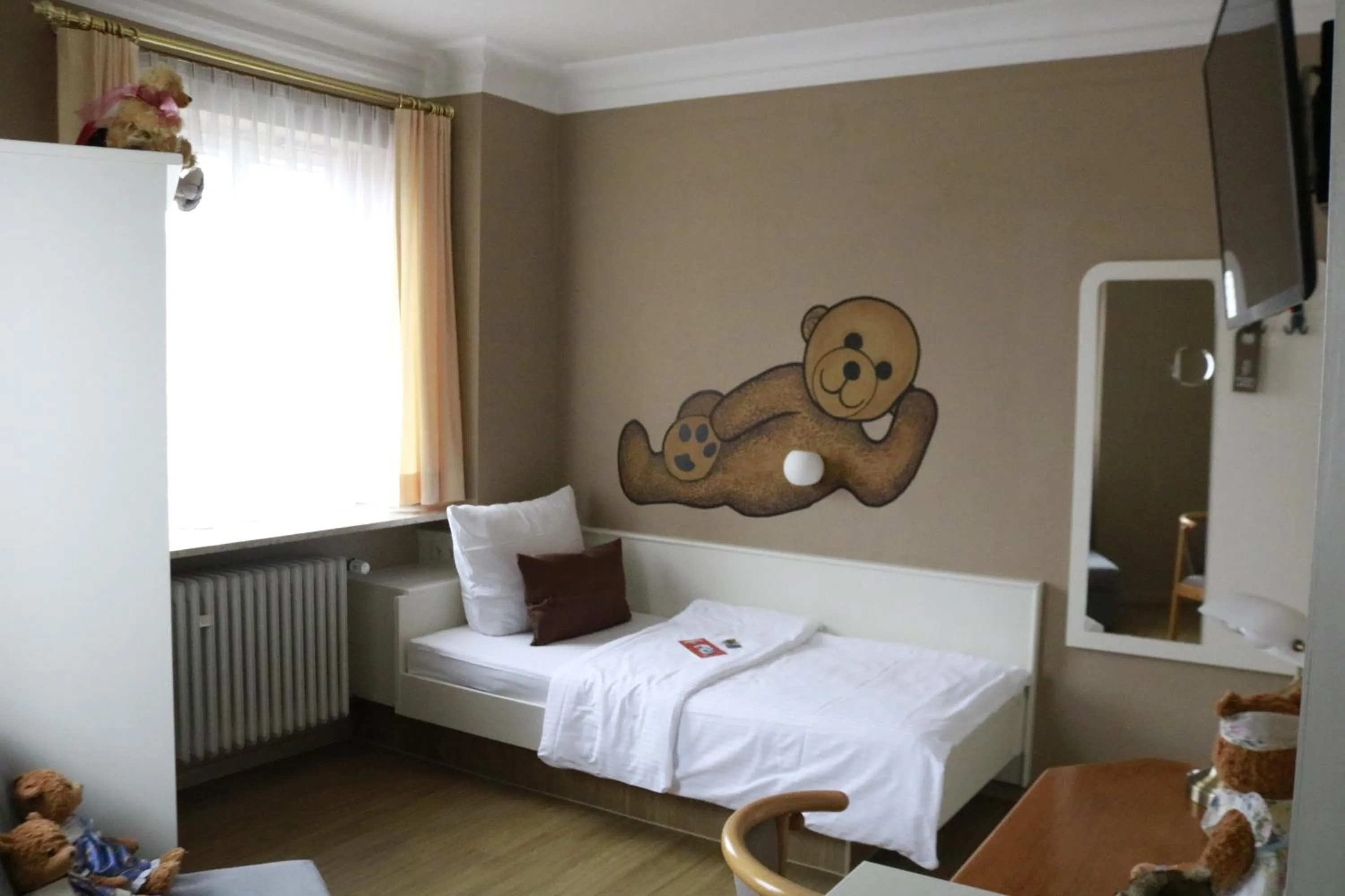 Photo of the whole room in Teddybärenhotel