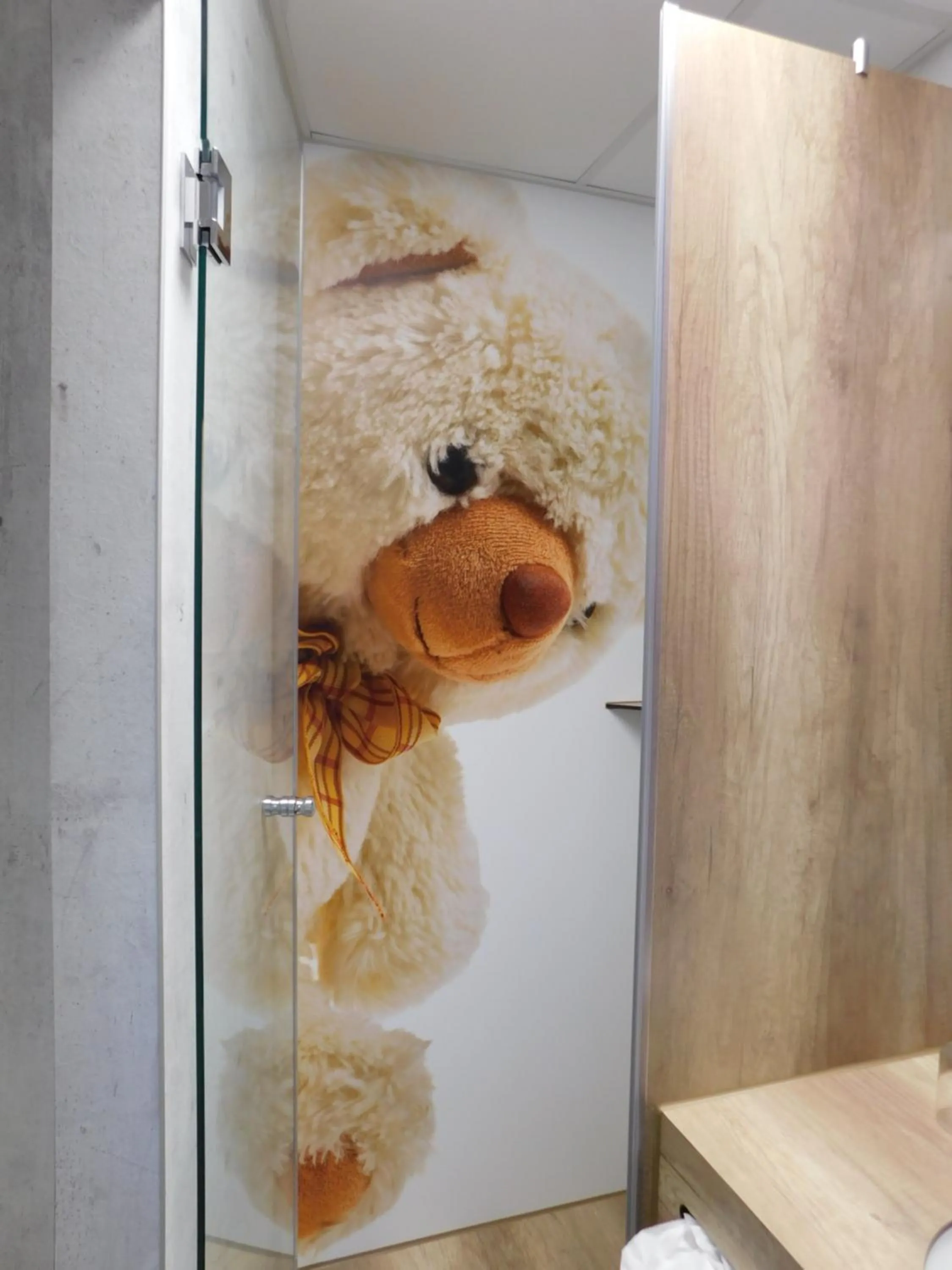 Bathroom in Teddybärenhotel