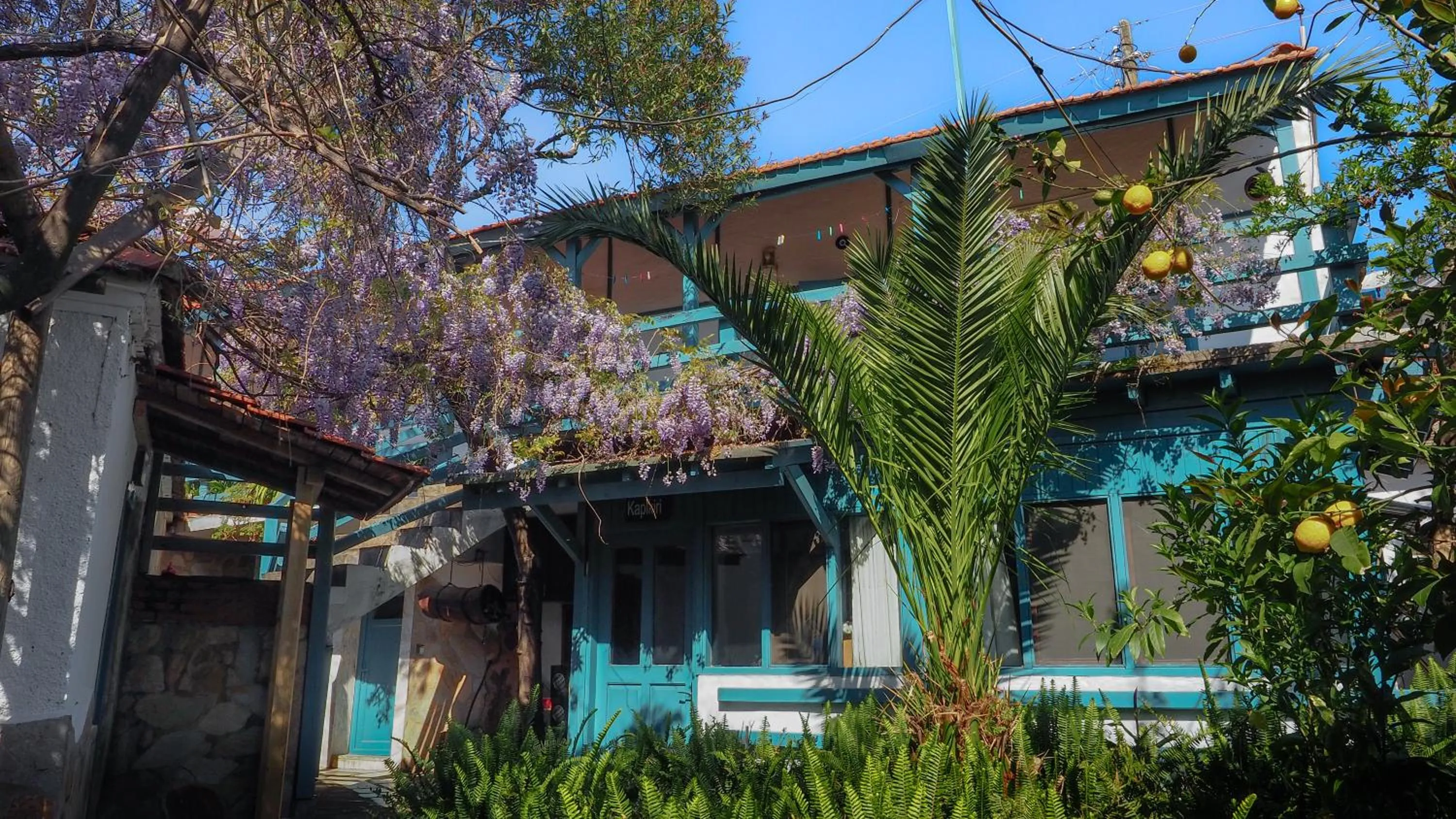 Property building in Agora Pansiyon