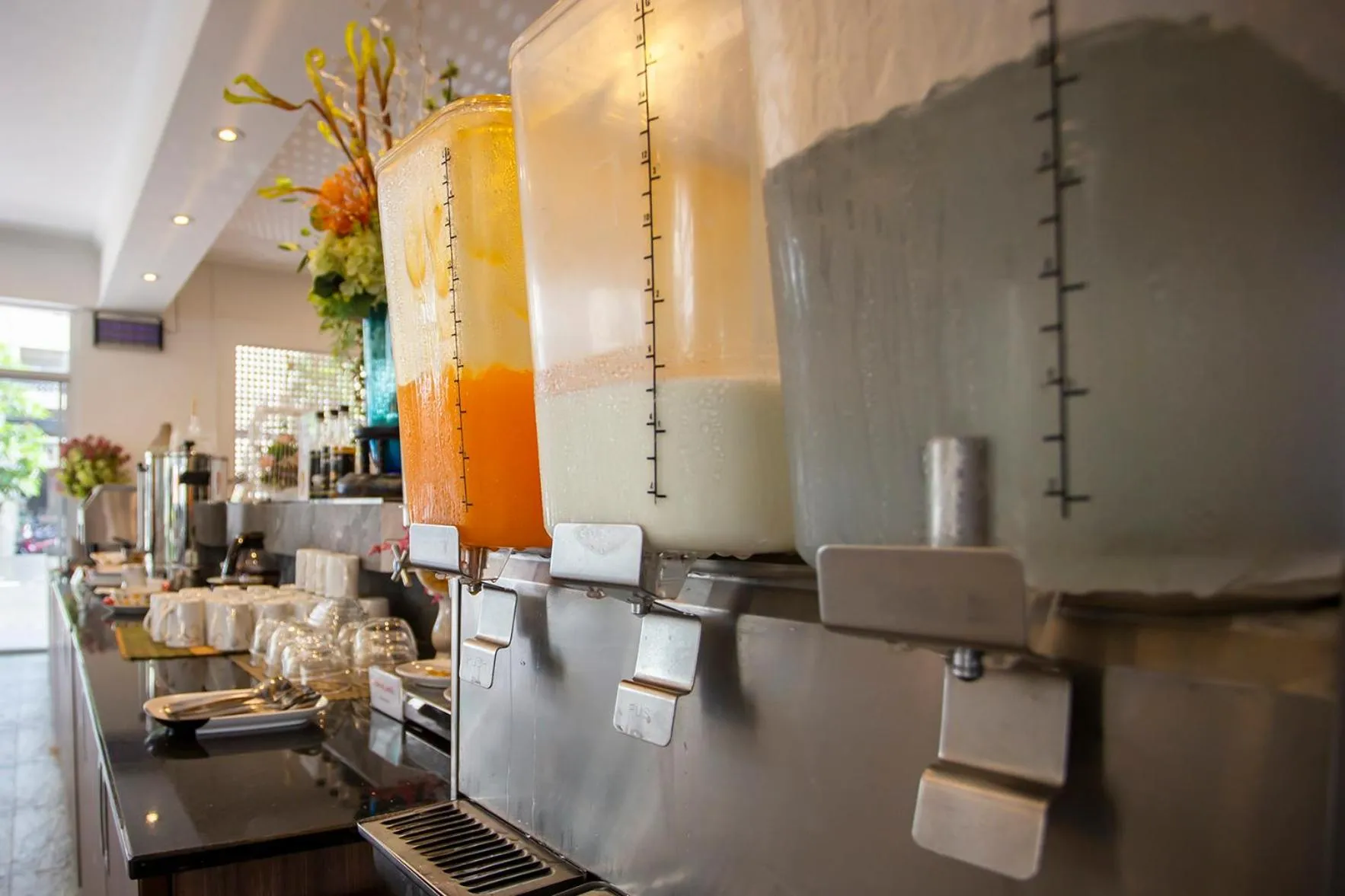 Breakfast in Sabai Sabana