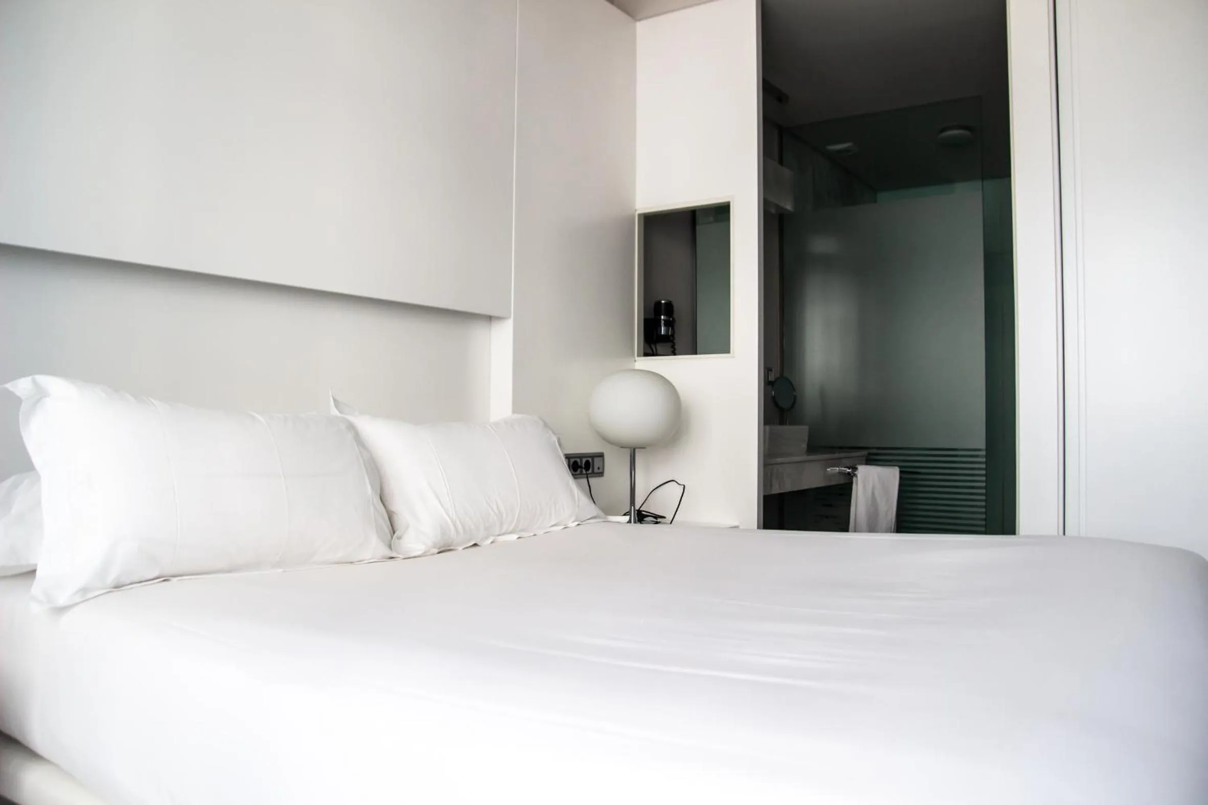 Bed in Hotel Maroa Vigo