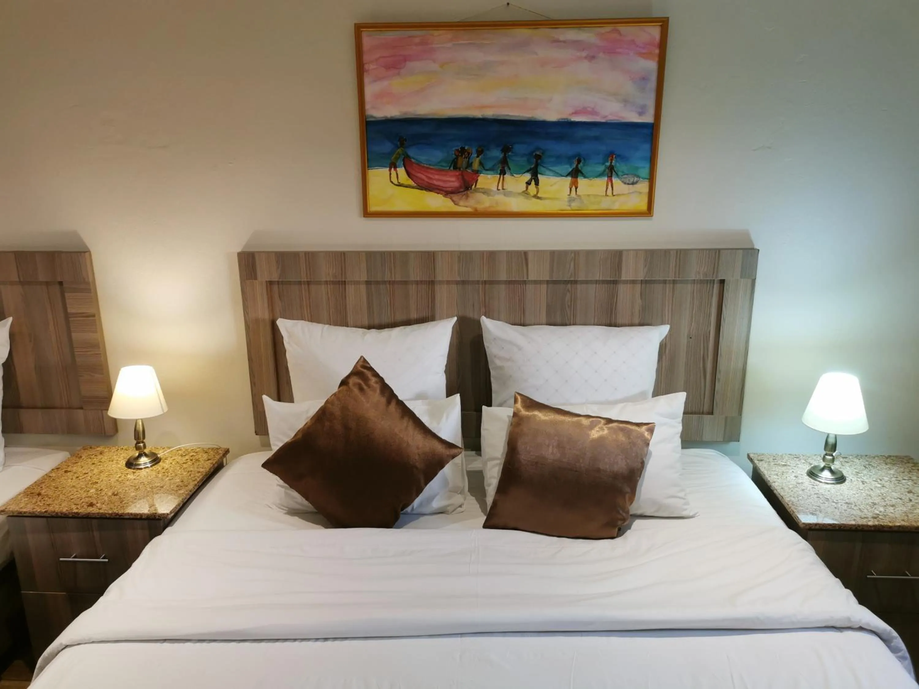 Bed in 50 Galena Affordable Luxury