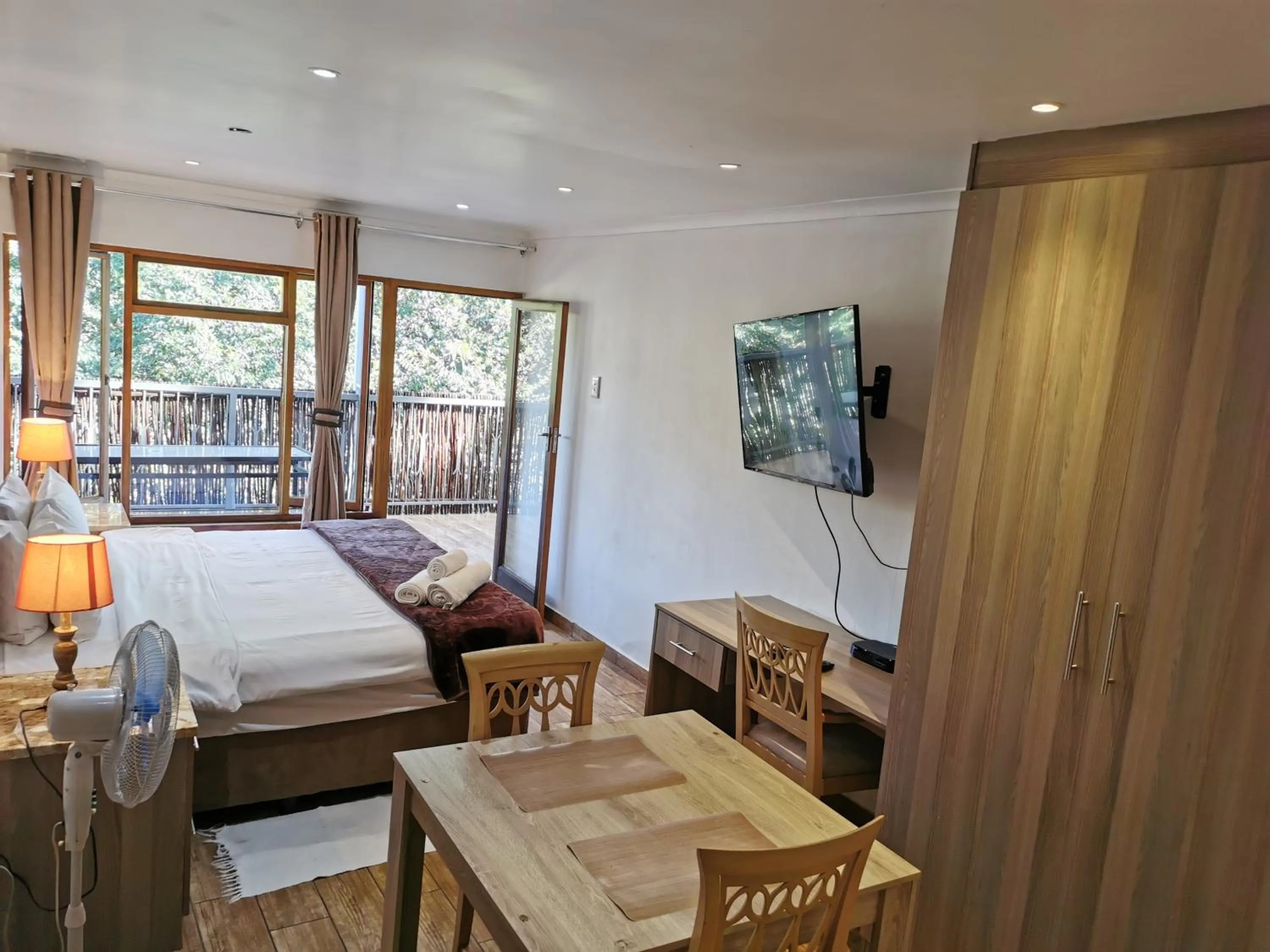 Bed in 50 Galena Affordable Luxury