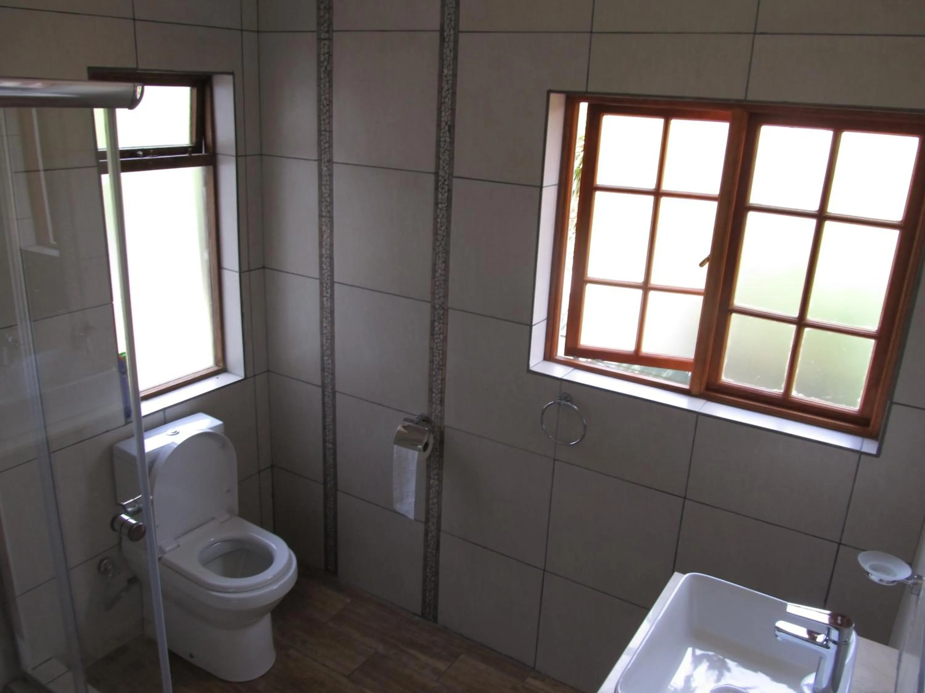 Shower in 50 Galena Affordable Luxury