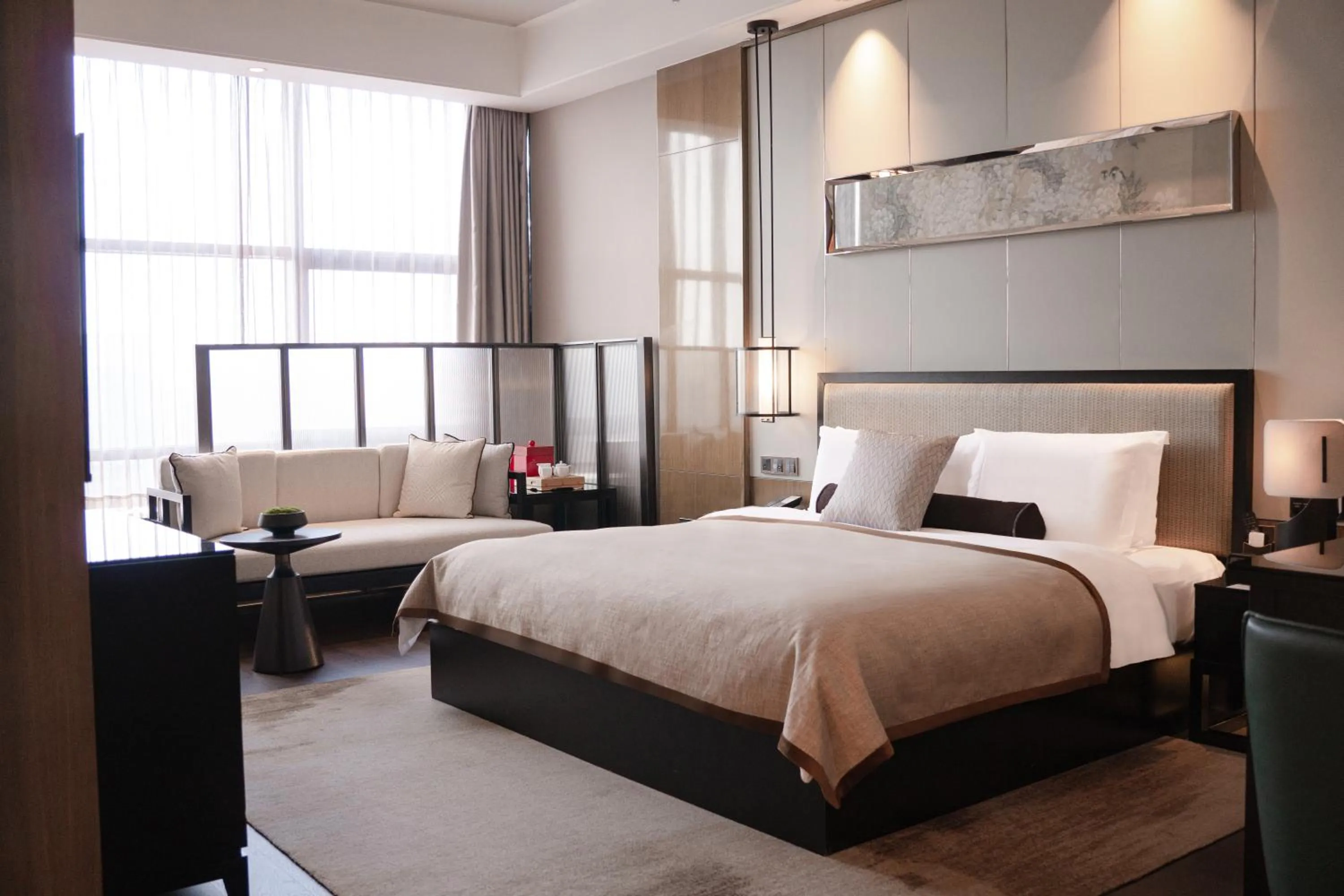 Property building, Bed in Pullman Shanghai Jing'an