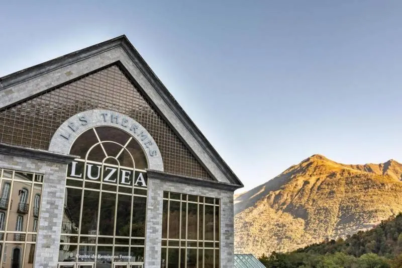 Hot Spring Bath in Hôtel Terminus