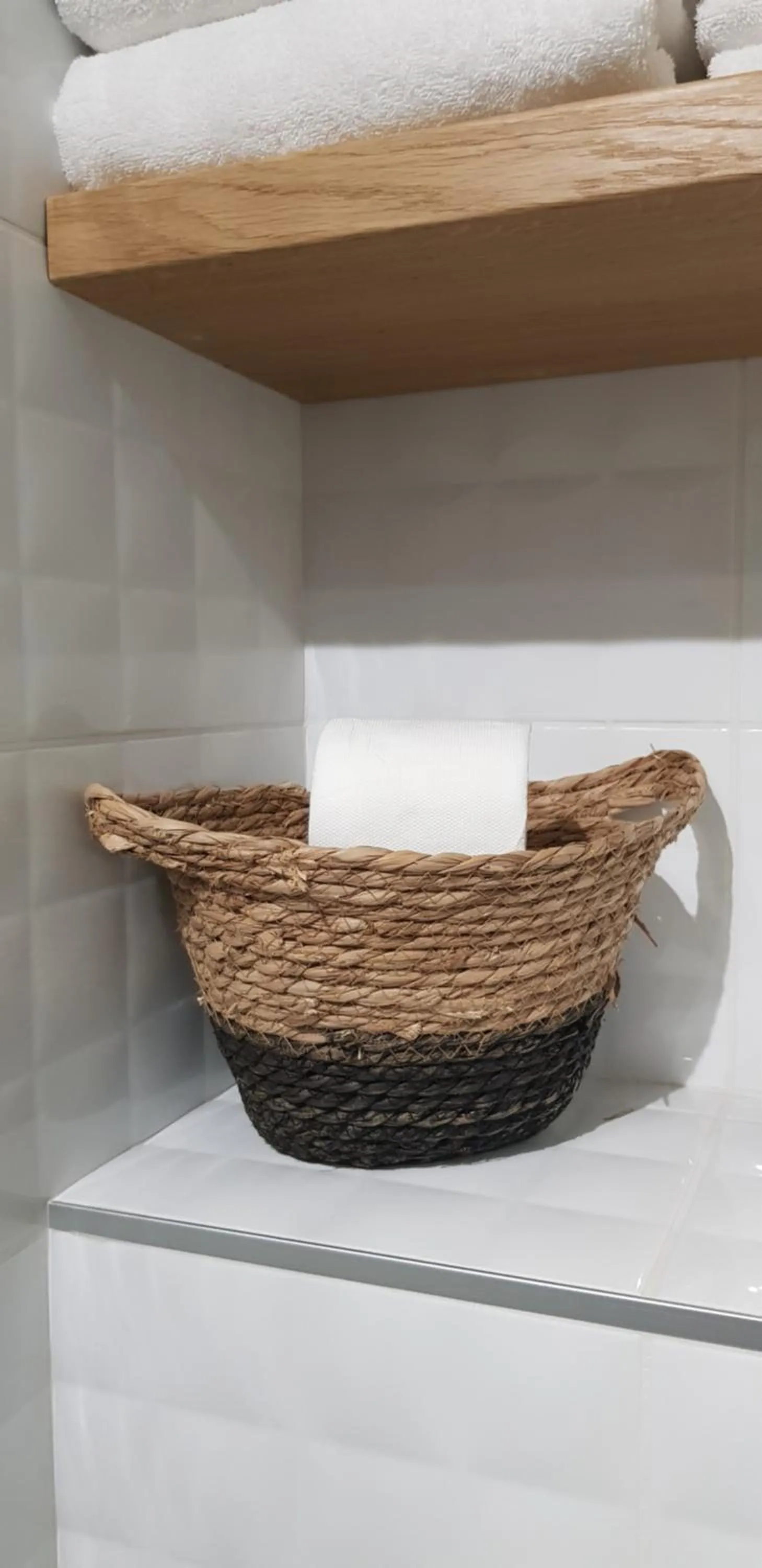 Shower in Hôtel Terminus