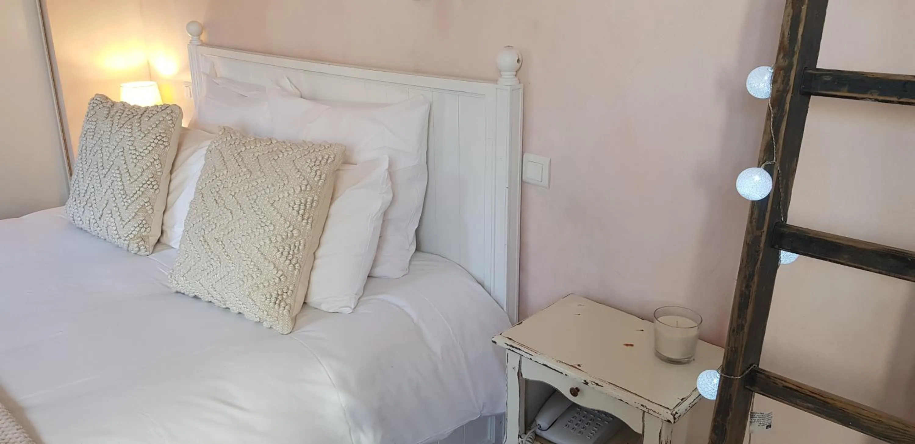 Bedroom, Bed in Hôtel Terminus