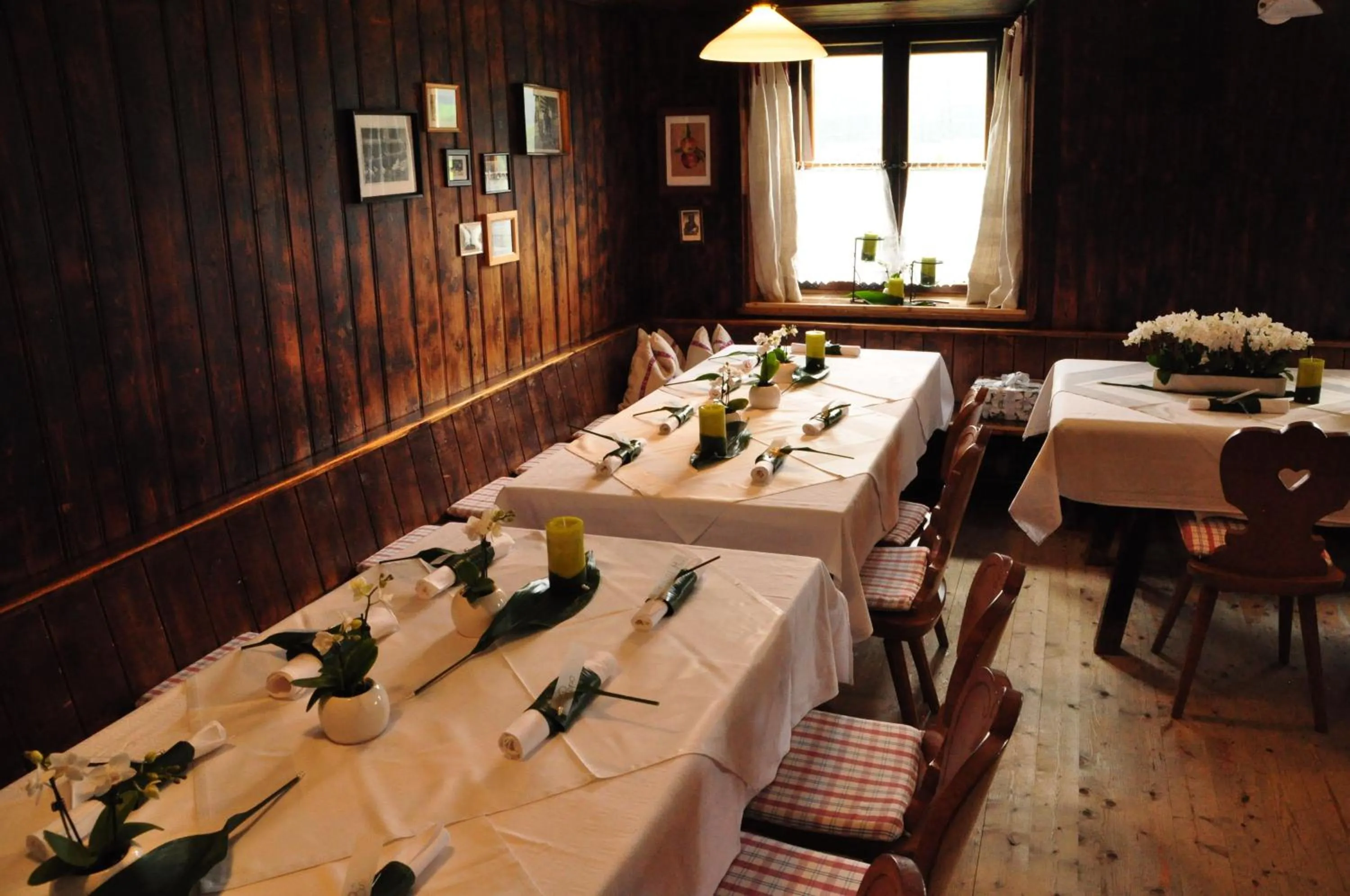 Restaurant/places to eat in Gasthof Weyerhof