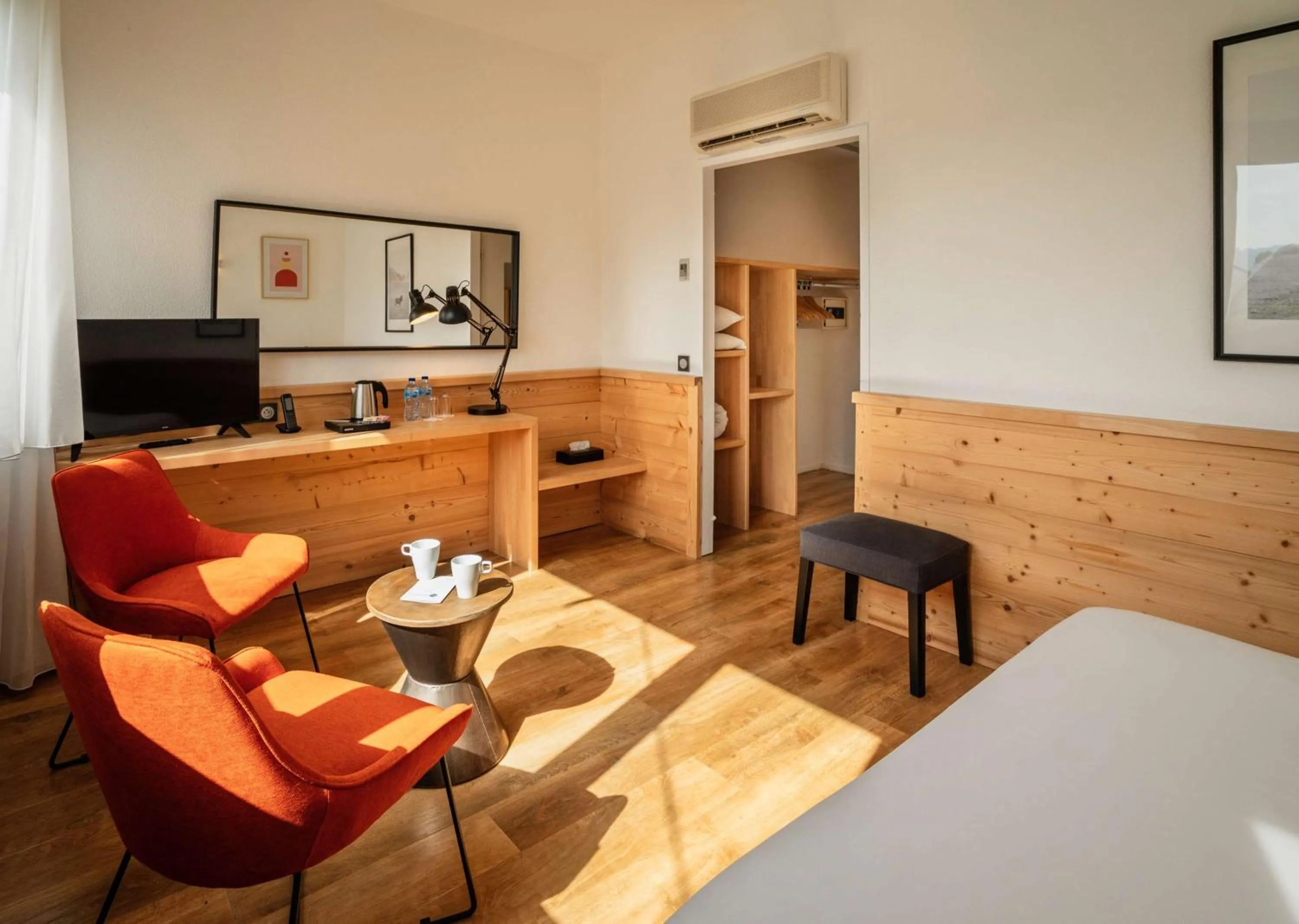 Bedroom in Domaine de Charmeil