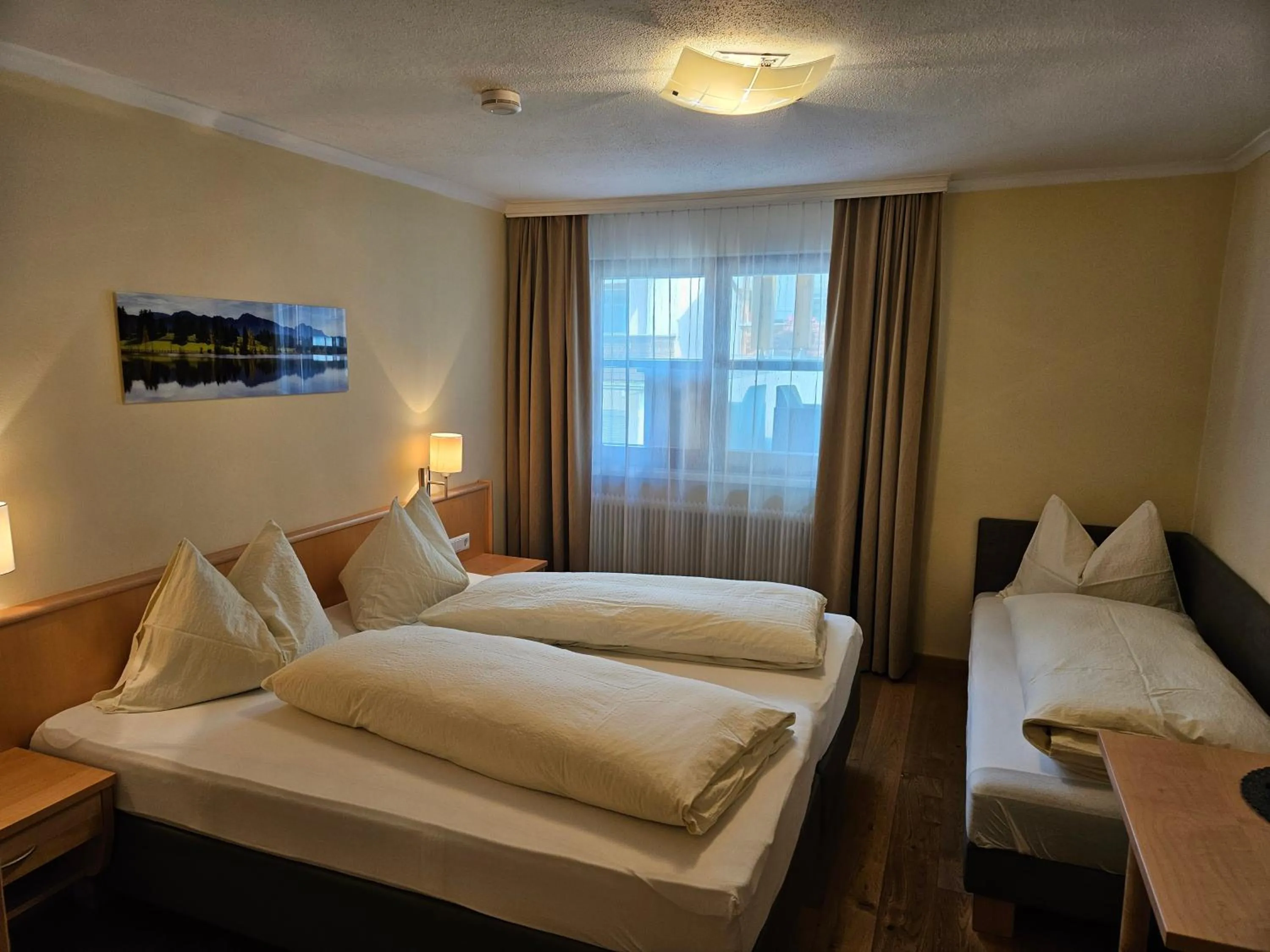 Photo of the whole room, Bed in Gasthof - Restaurant Löcker