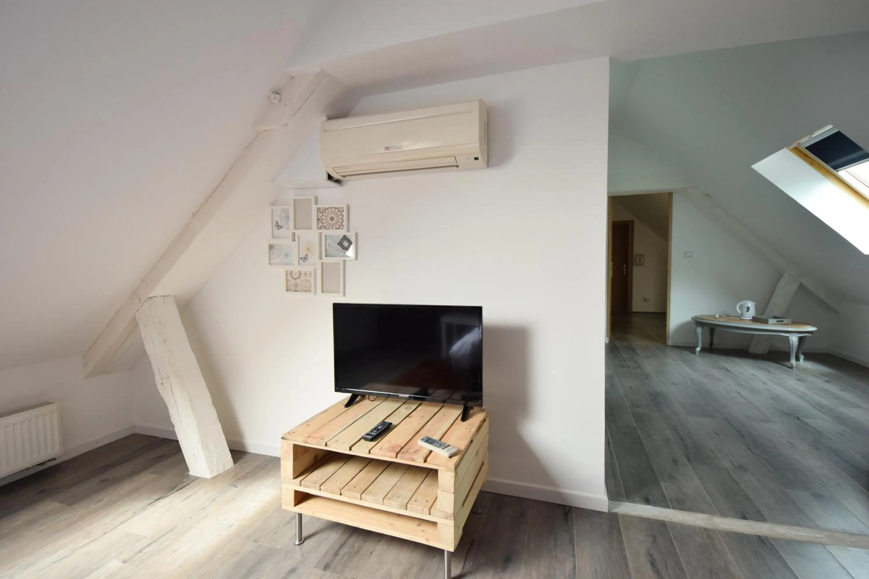 TV and multimedia in Chambres d'Hotes Lorengrain