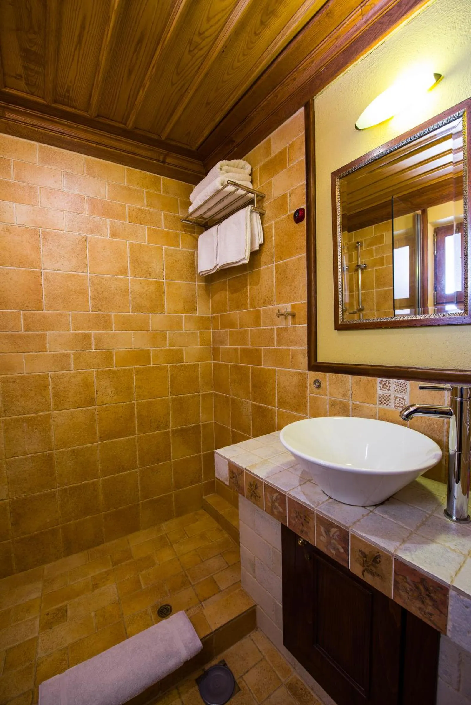 Bathroom in Boutique Hotel Kokkino Spiti