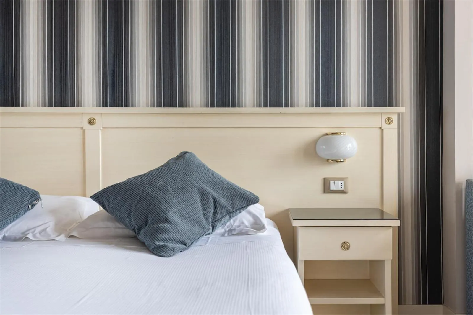 Photo of the whole room, Bed in Hotel Splendid Palace