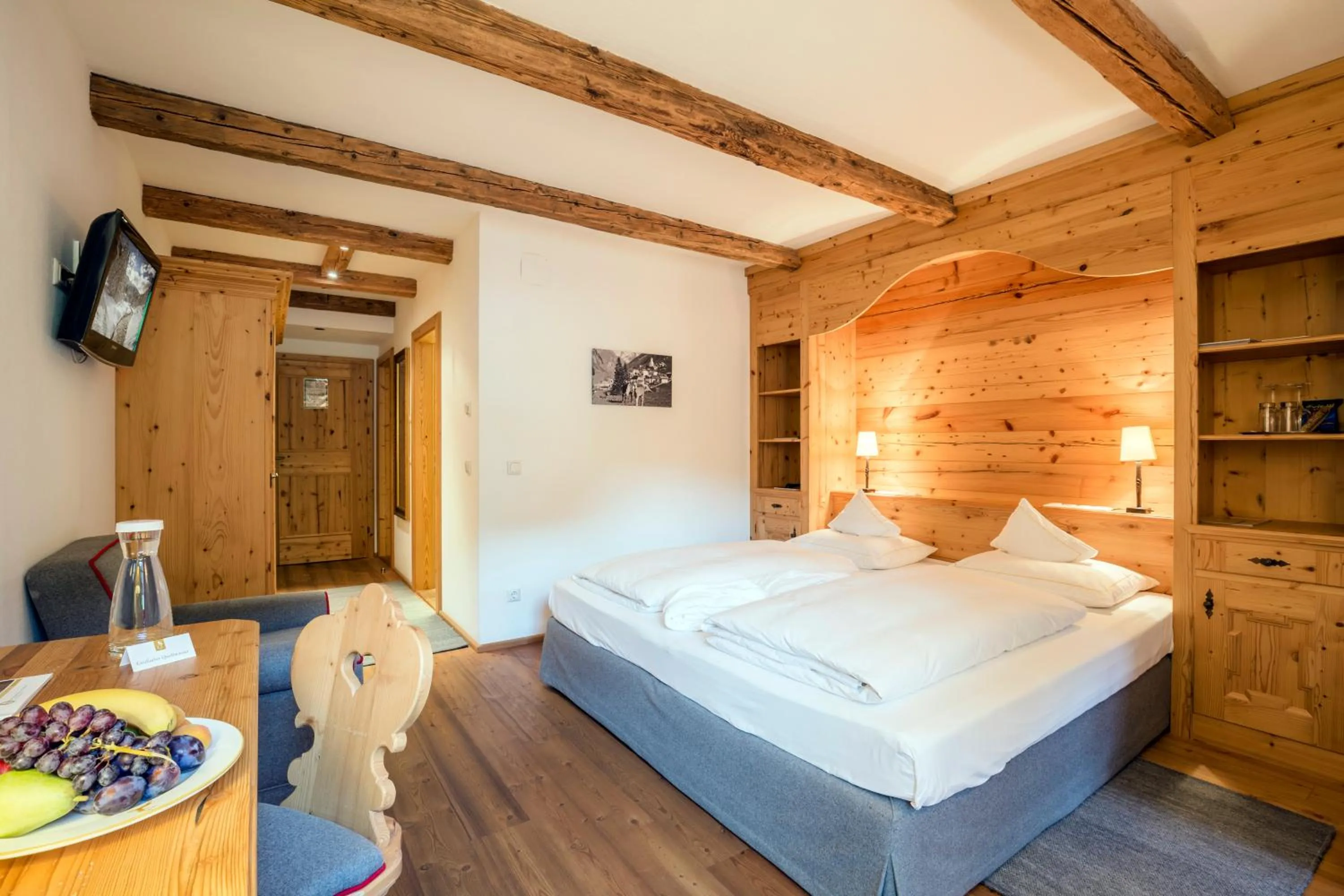 Photo of the whole room, Bed in Grossarler Hof Superior