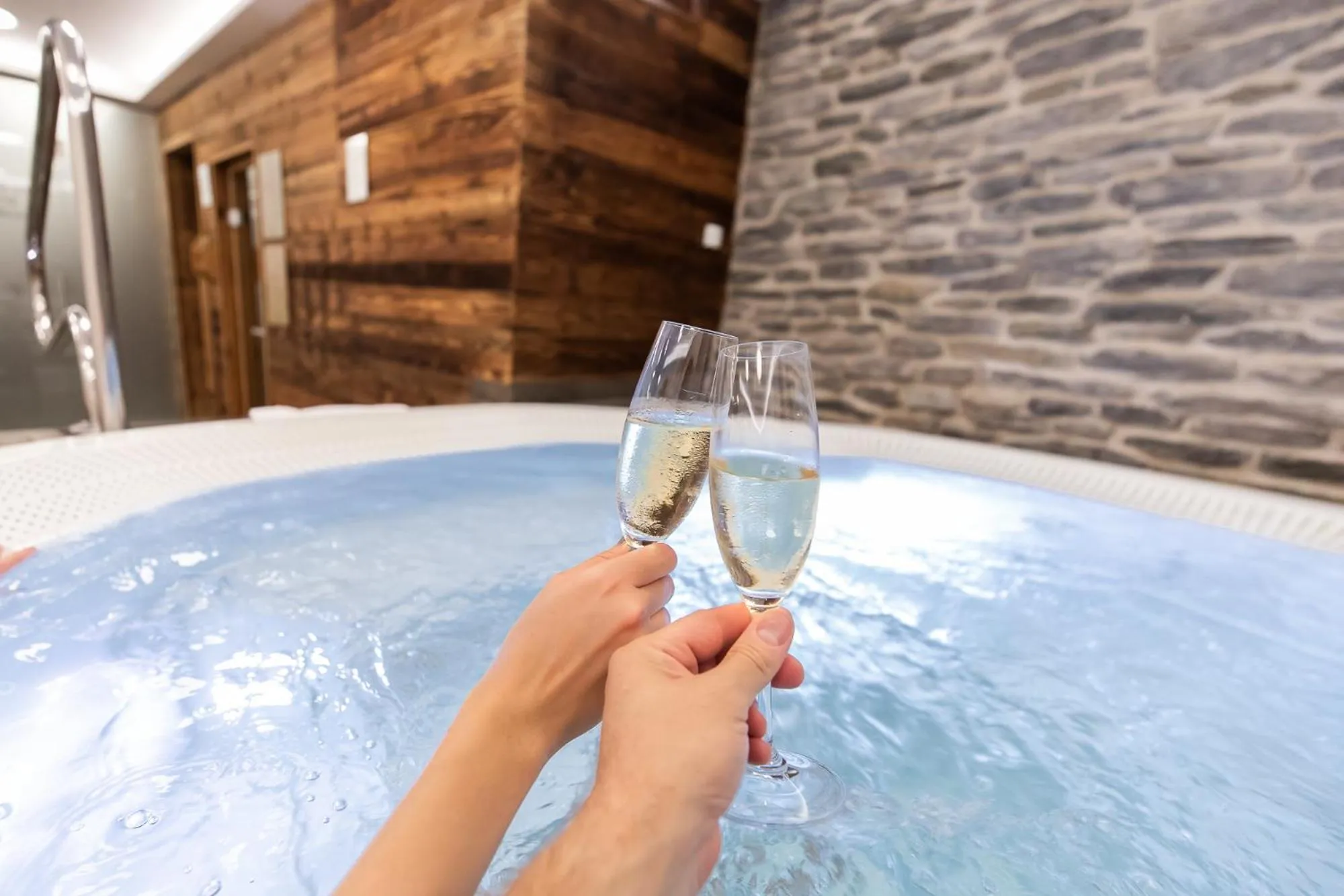 Hot Tub in Grossarler Hof Superior