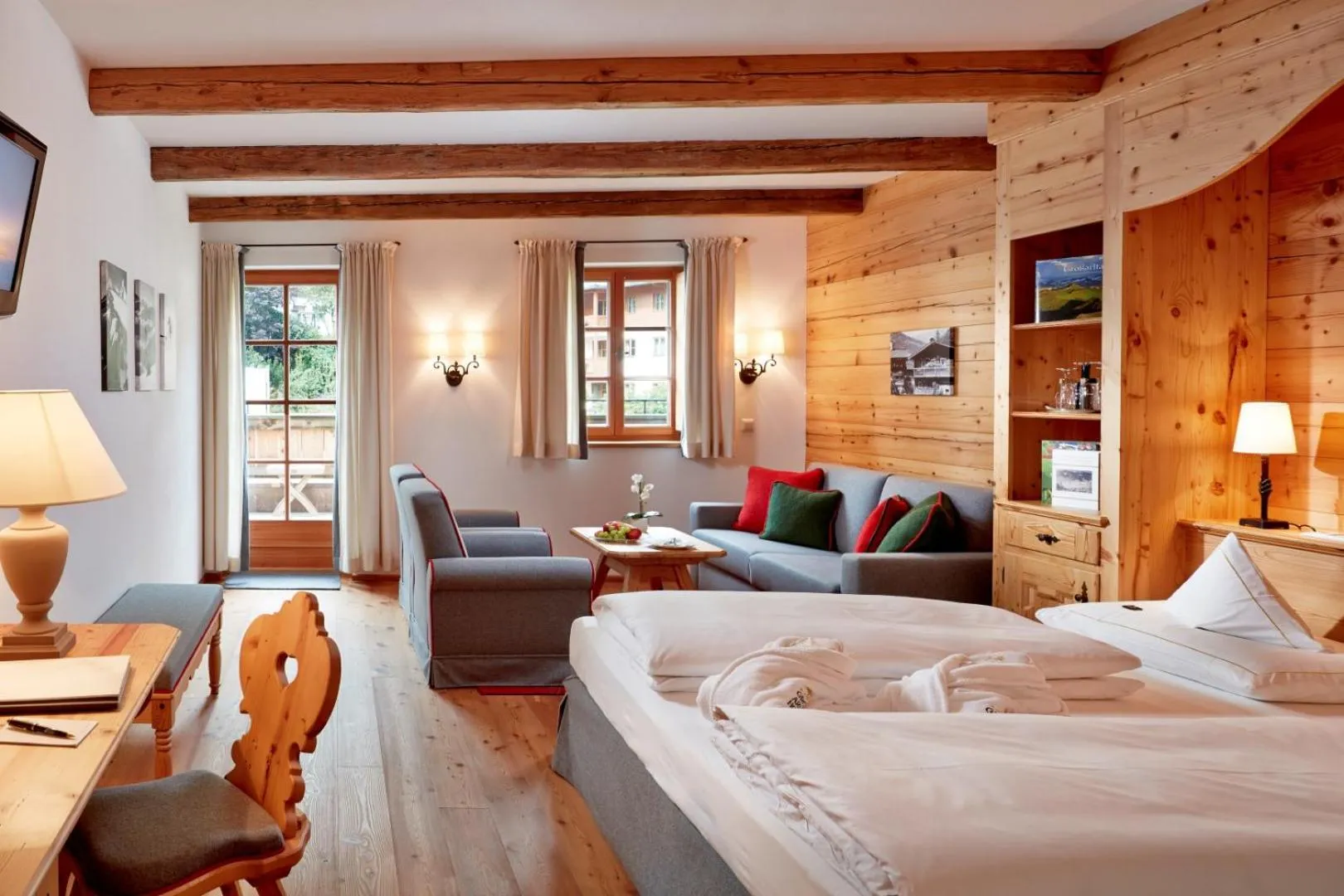 Photo of the whole room, Bed in Grossarler Hof Superior