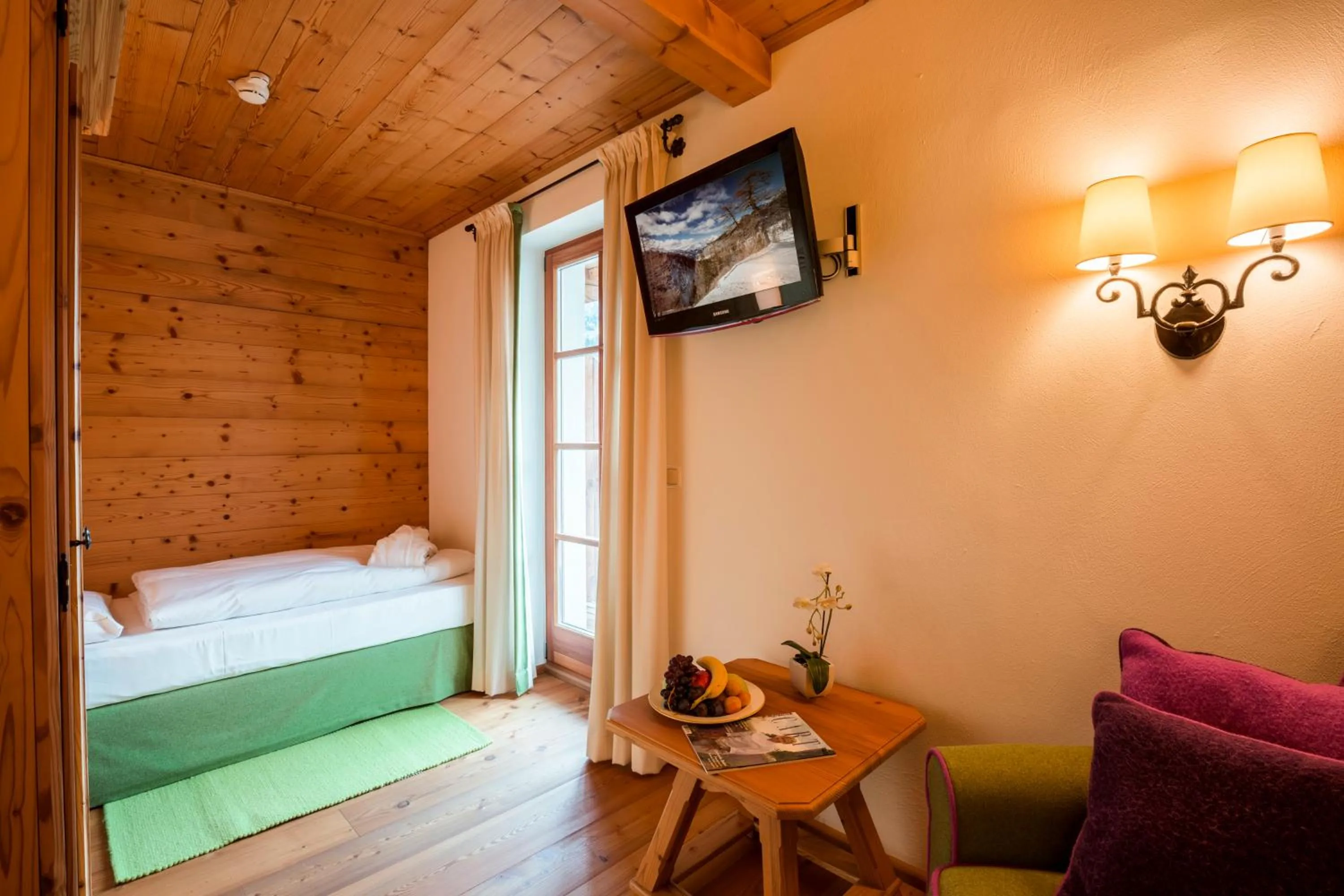 Photo of the whole room, Bed in Grossarler Hof Superior