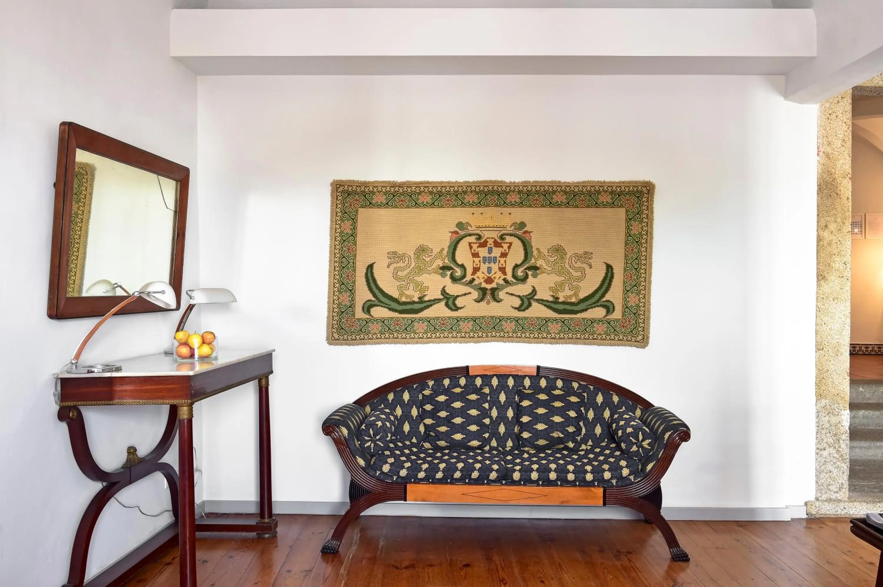 Living room in The Noble House - by Unlock Hotels