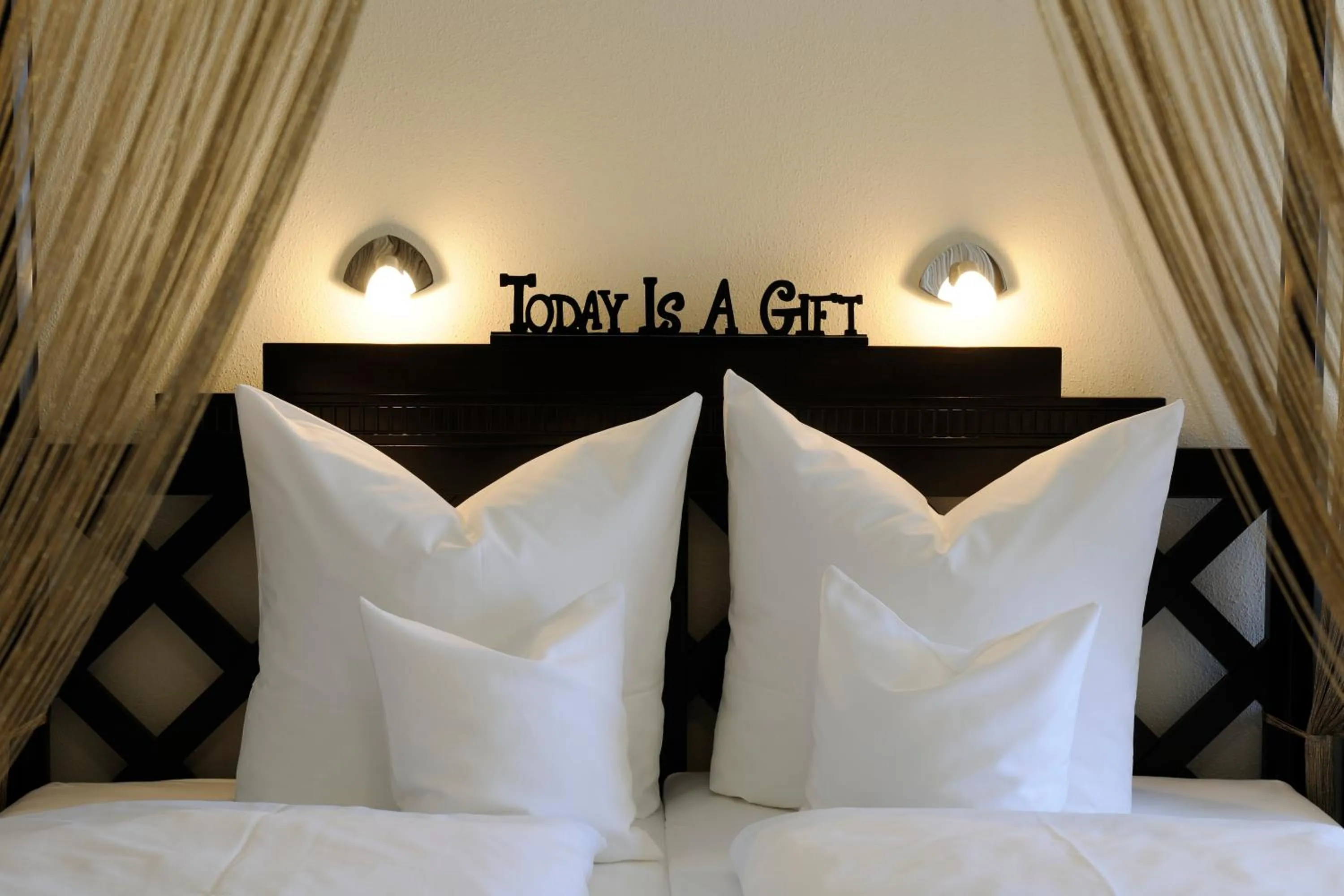 Decorative detail, Bed in Hotel Inspiration Garni